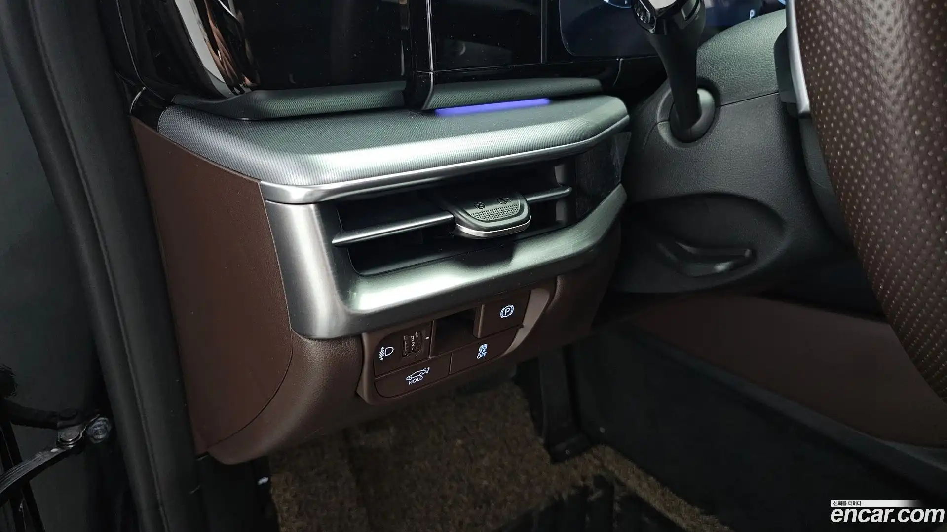 Grandeur Hyundai 2024.8-OPTION-021