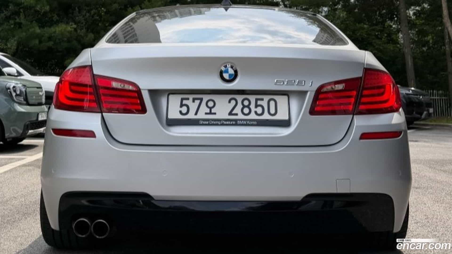5-Series BMW 2010.5-OUTER-004