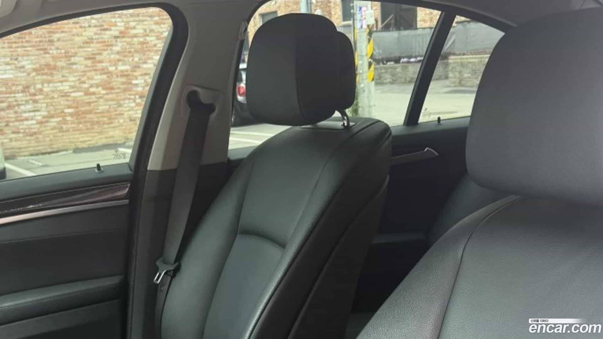 5-Series BMW 2010.5-OPTION-016