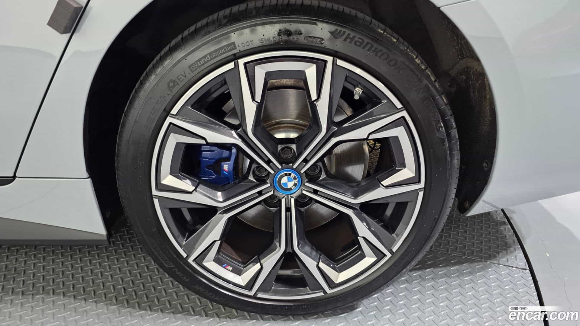 i4 BMW 2023.8-OUTER-031
