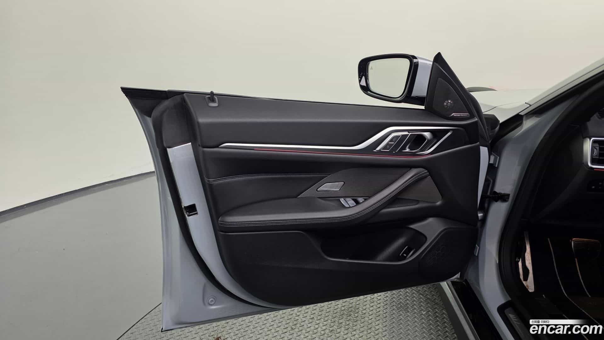i4 BMW 2023.8-INNER-034