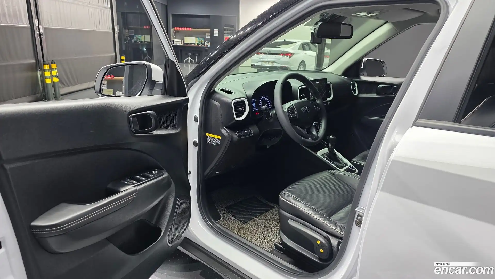 Venue Hyundai 2019.6-INNER-010