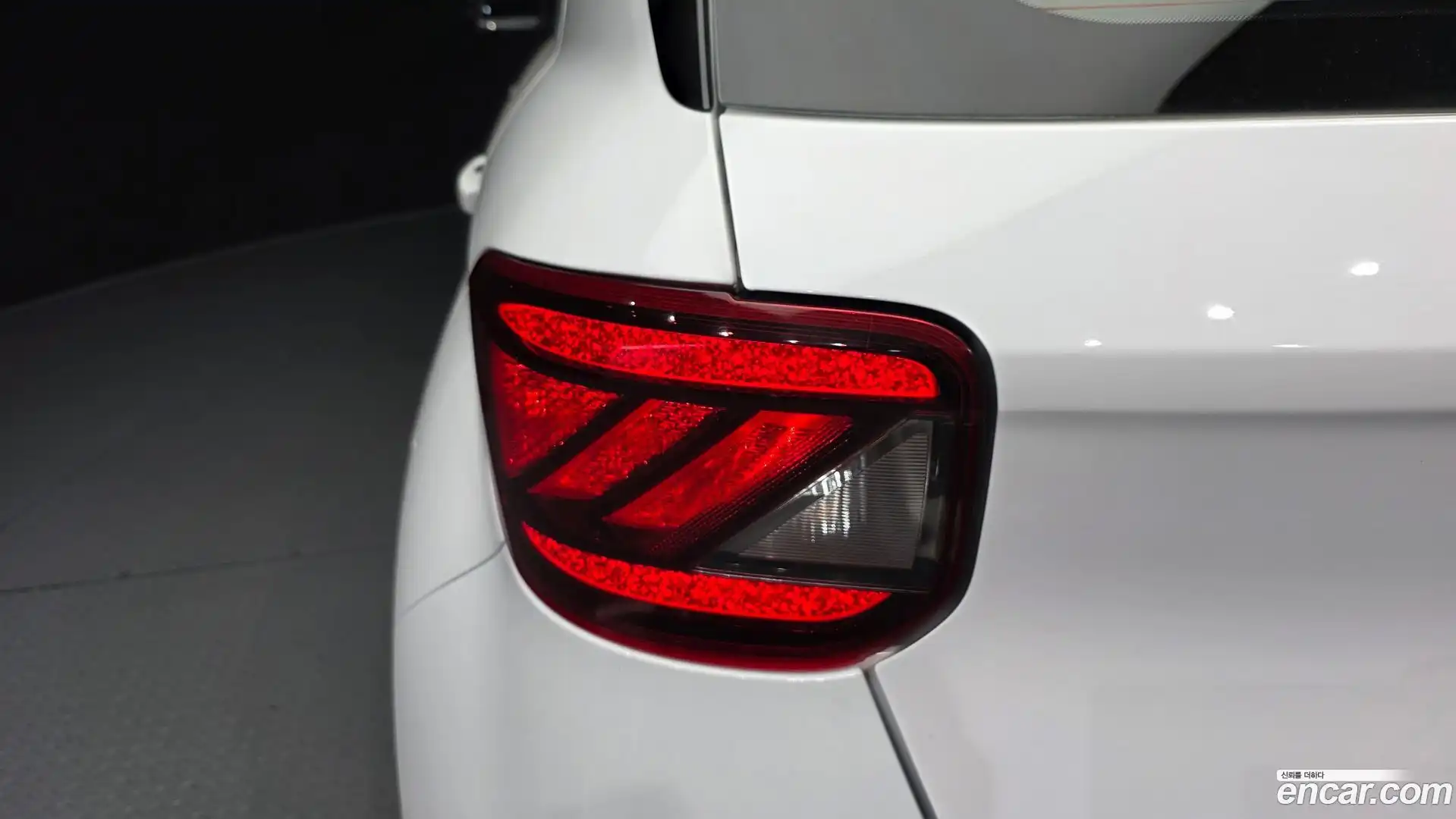 Venue Hyundai 2019.6-OUTER-033