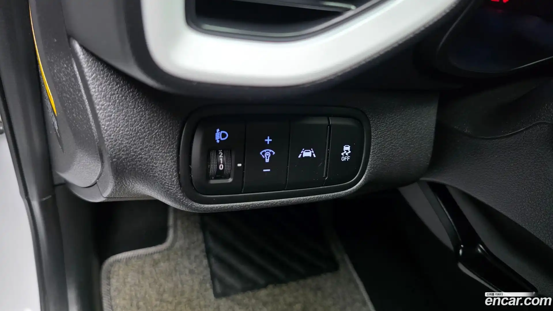 Venue Hyundai 2019.6-OPTION-041
