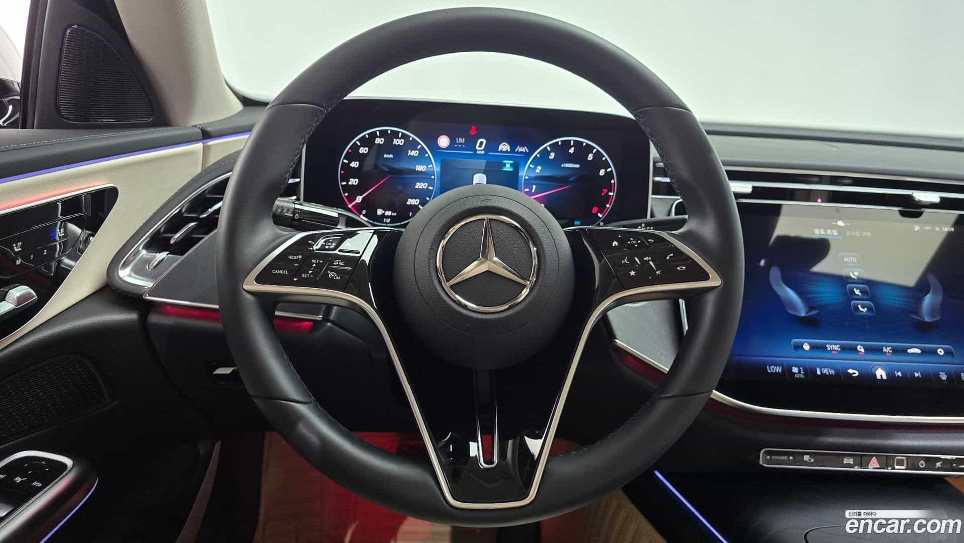 E-Class Mercedes-Benz 2025.4-OPTION-017