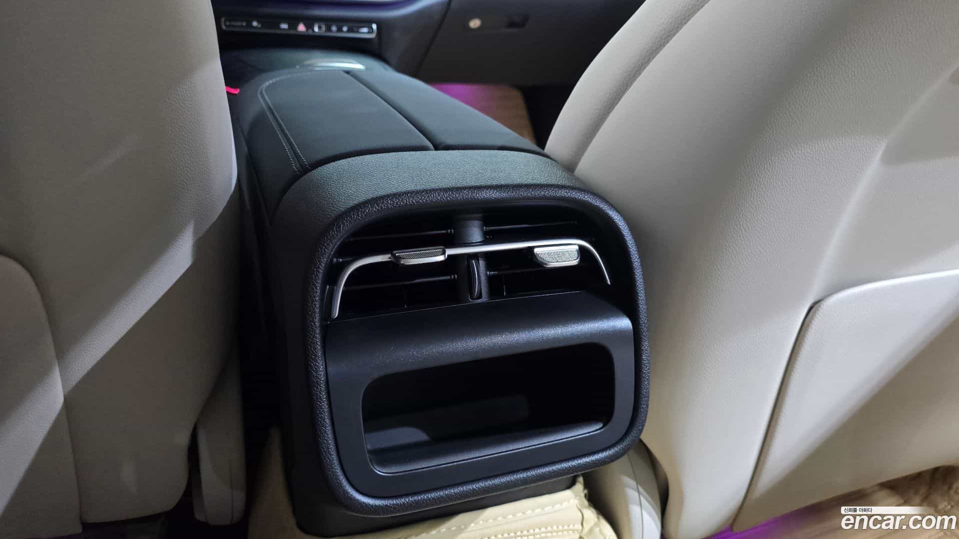 E-Class Mercedes-Benz 2025.4-OPTION-042