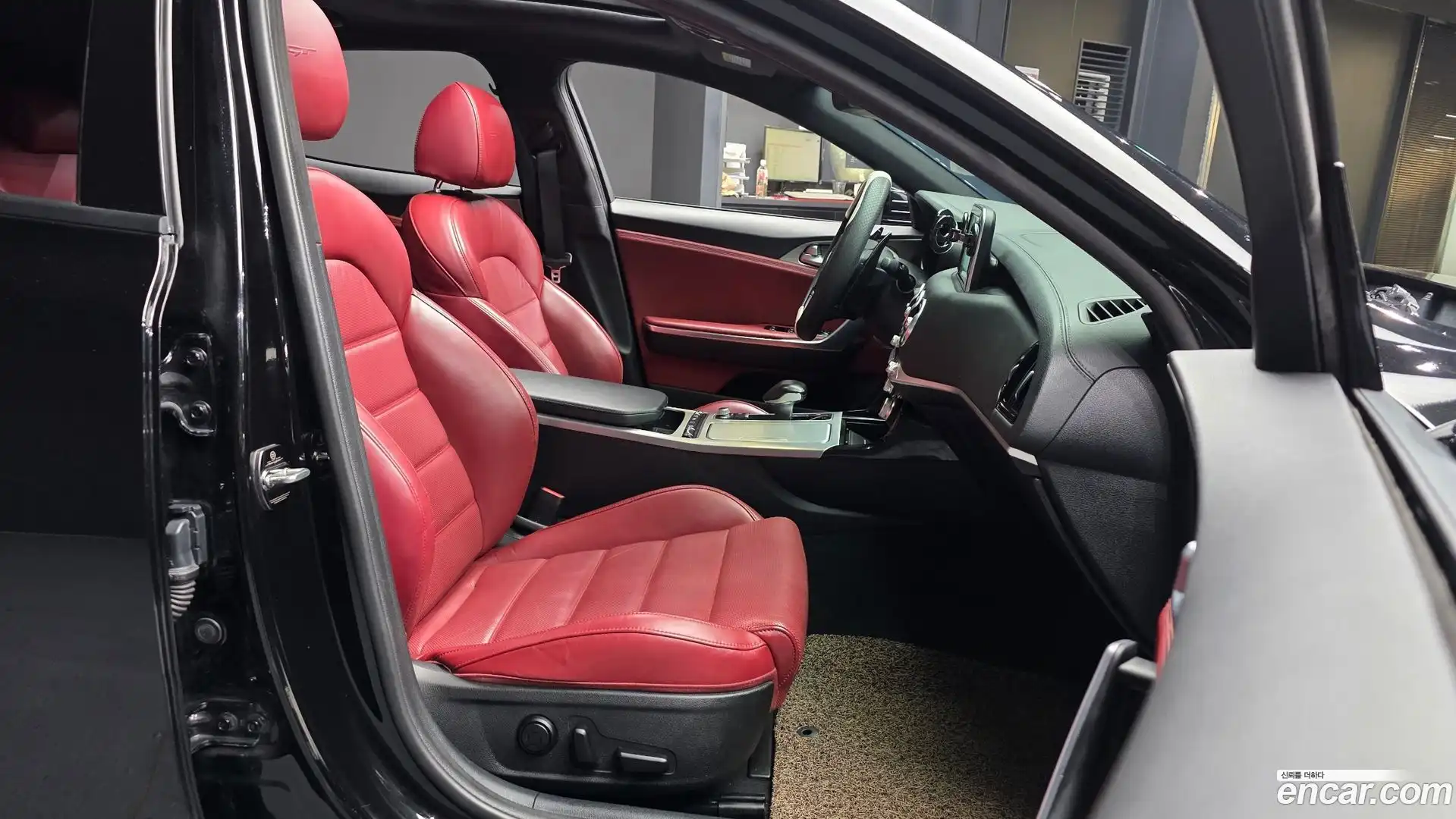 Stinger Kia 2017.7-OPTION-015
