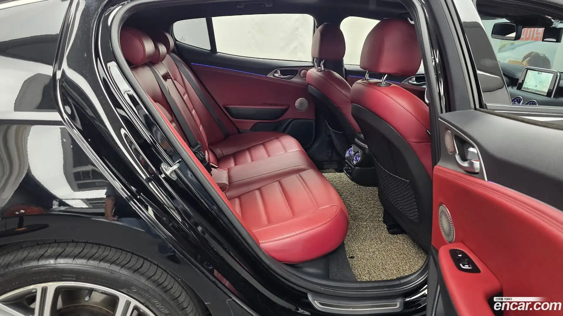 Stinger Kia 2018.6-OPTION-016