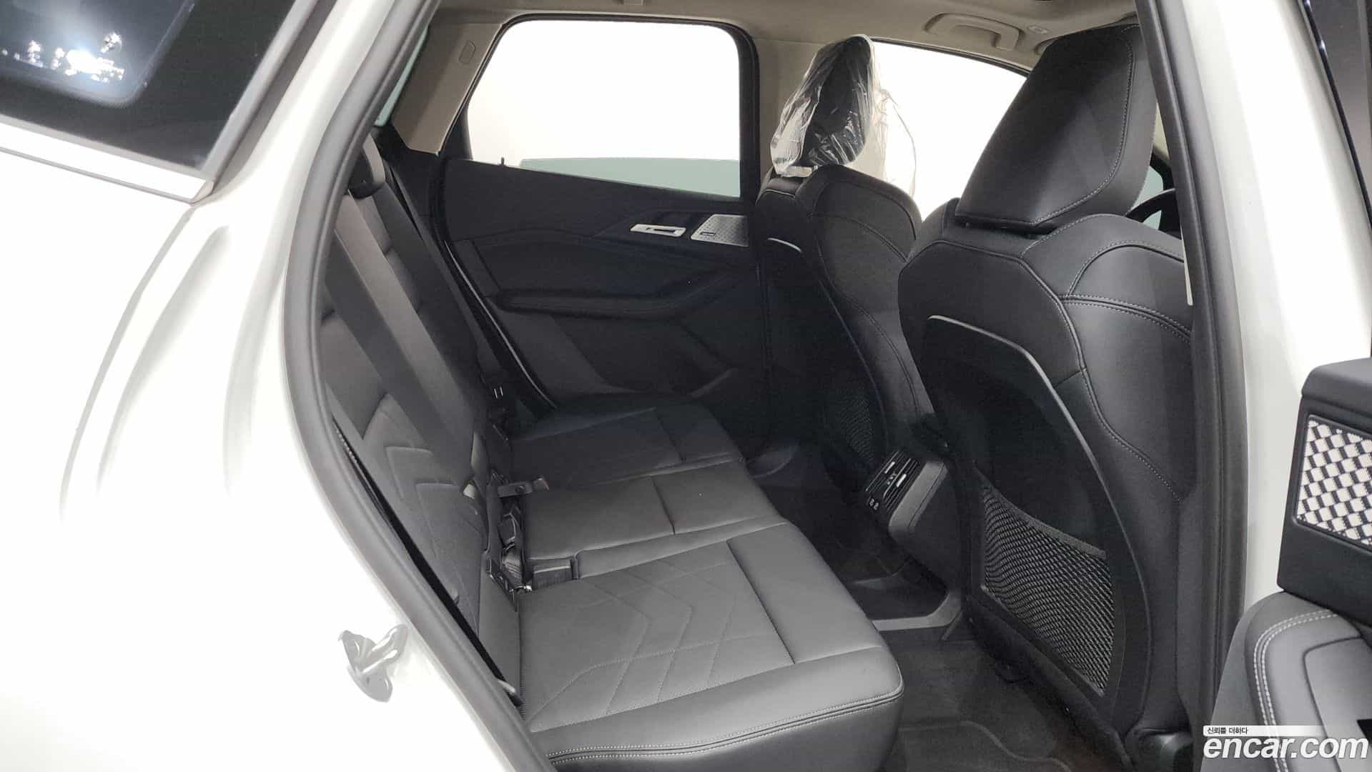 2-Series BMW 2023.7-OPTION-015