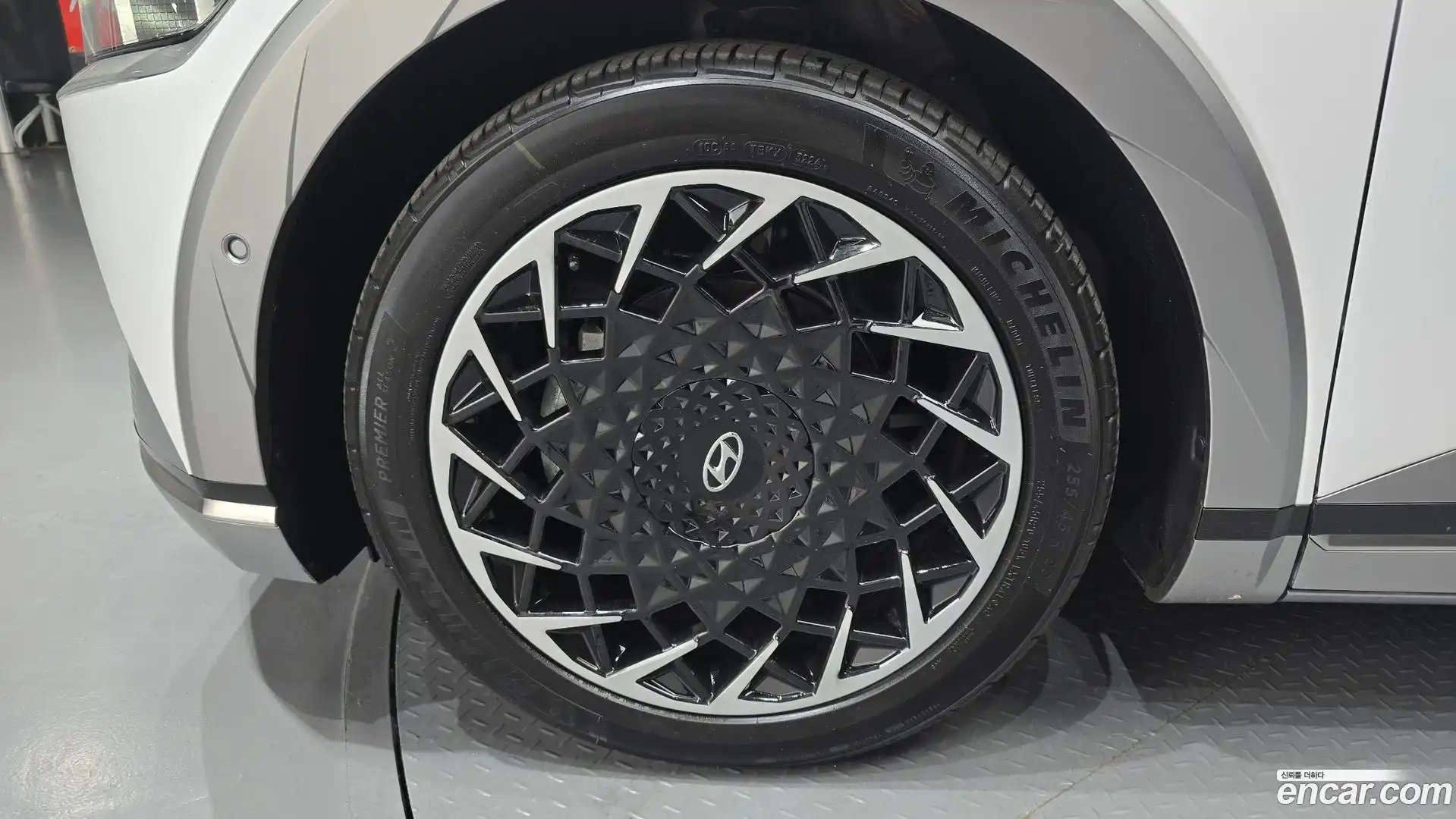 Ioniq5 Hyundai 2022.2-OUTER-005