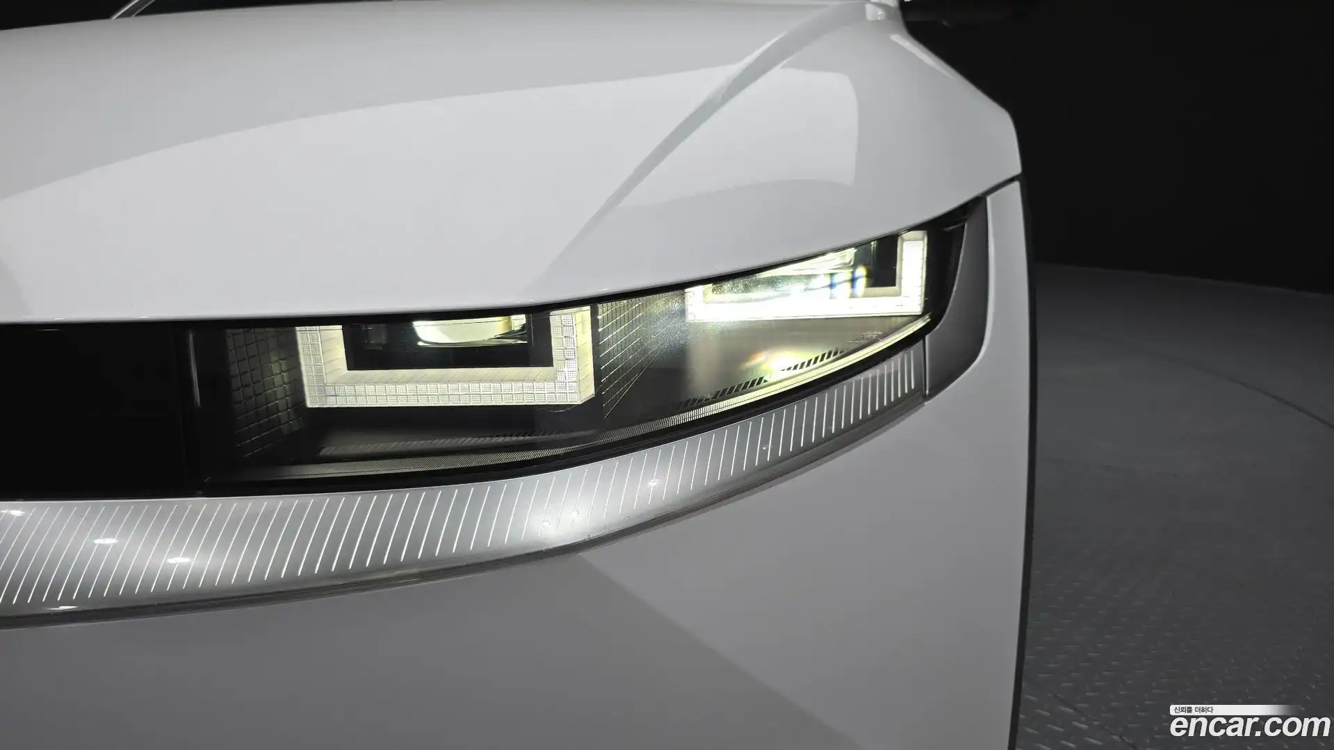 Ioniq5 Hyundai 2022.2-OUTER-032
