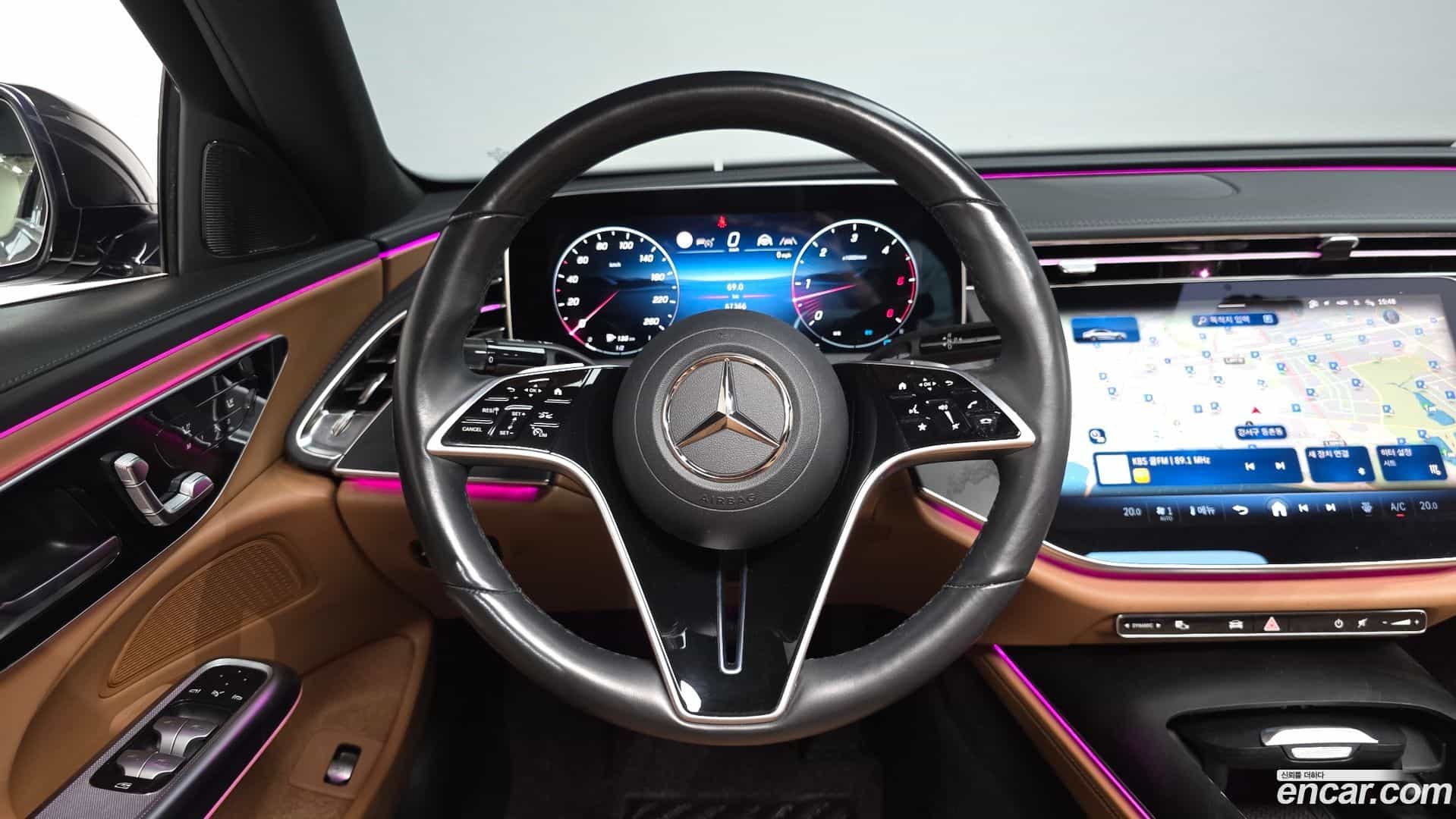 E-Class Mercedes-Benz 2024.6-OPTION-016