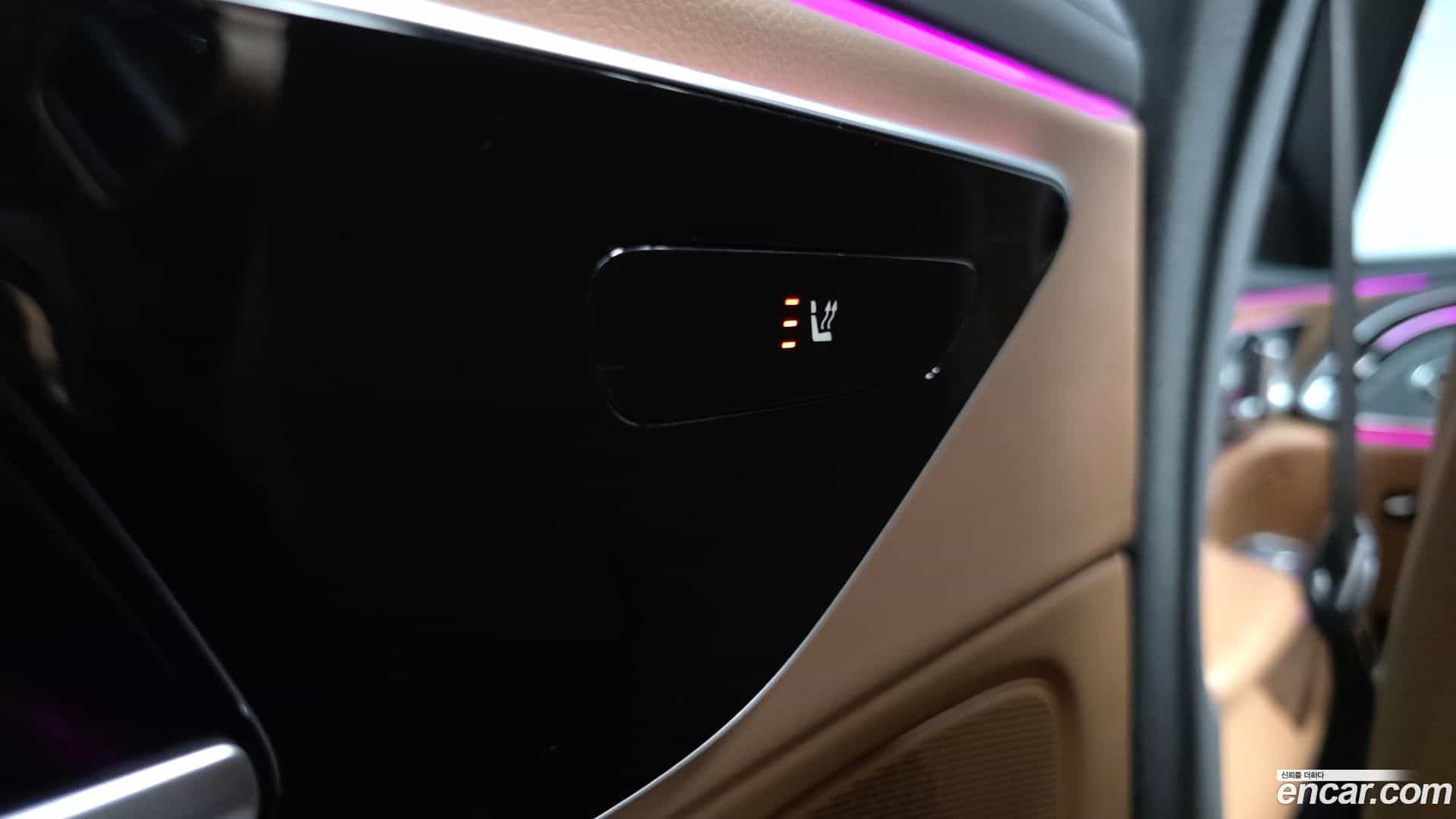 E-Class Mercedes-Benz 2024.6-OPTION-042