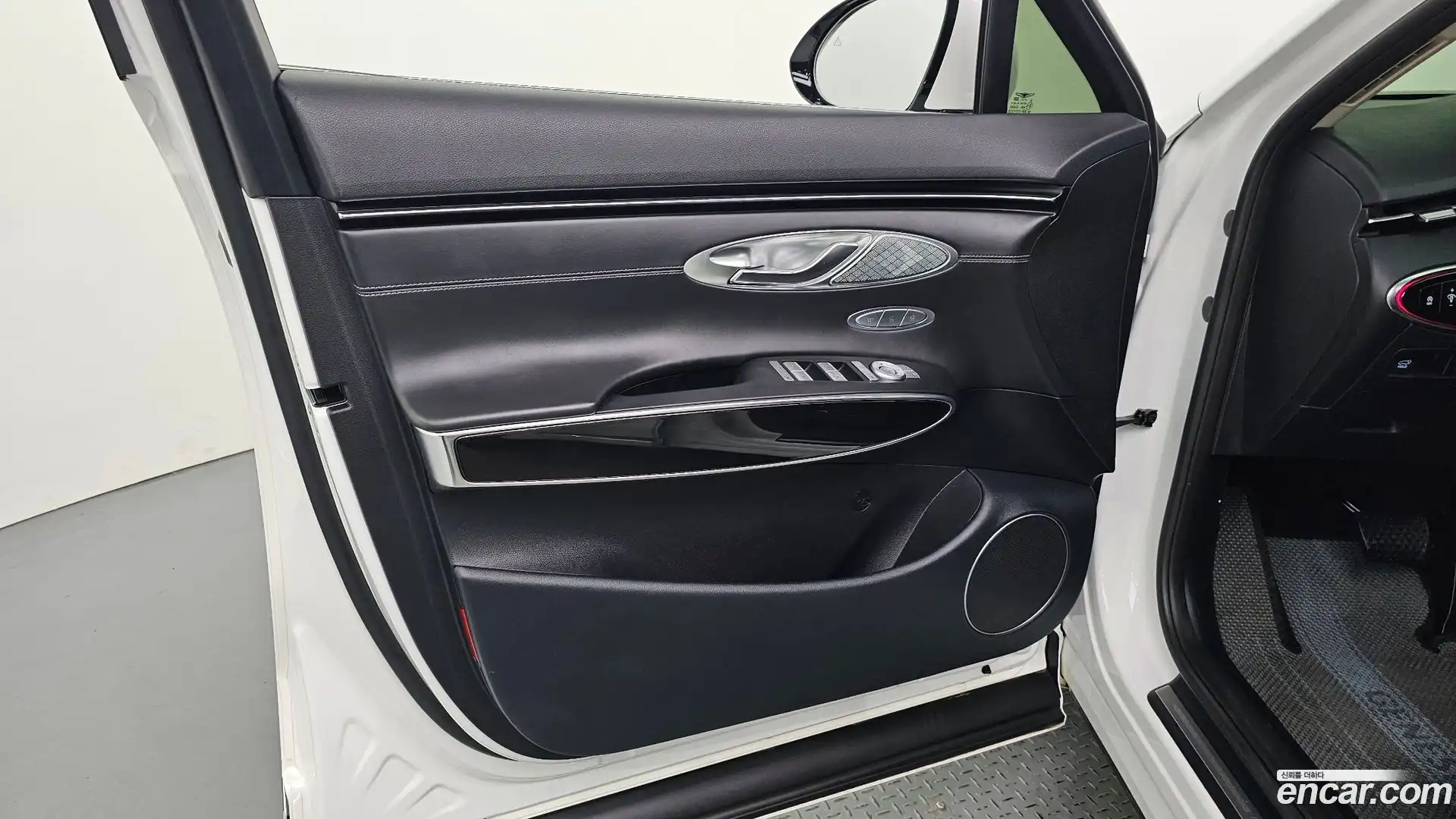 GV70 Genesis 2022.2-INNER-034
