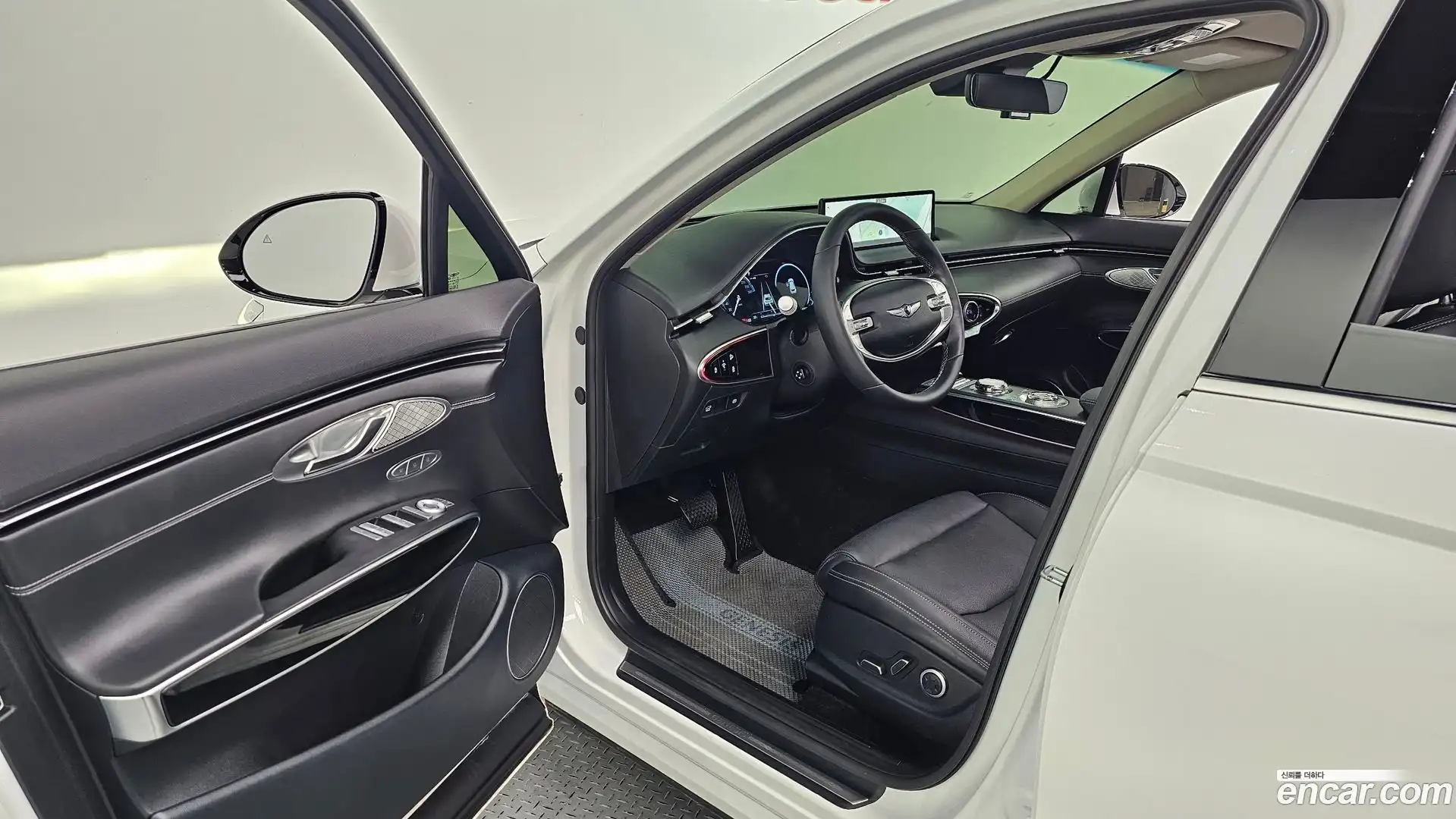 GV70 Genesis 2022.2-INNER-036