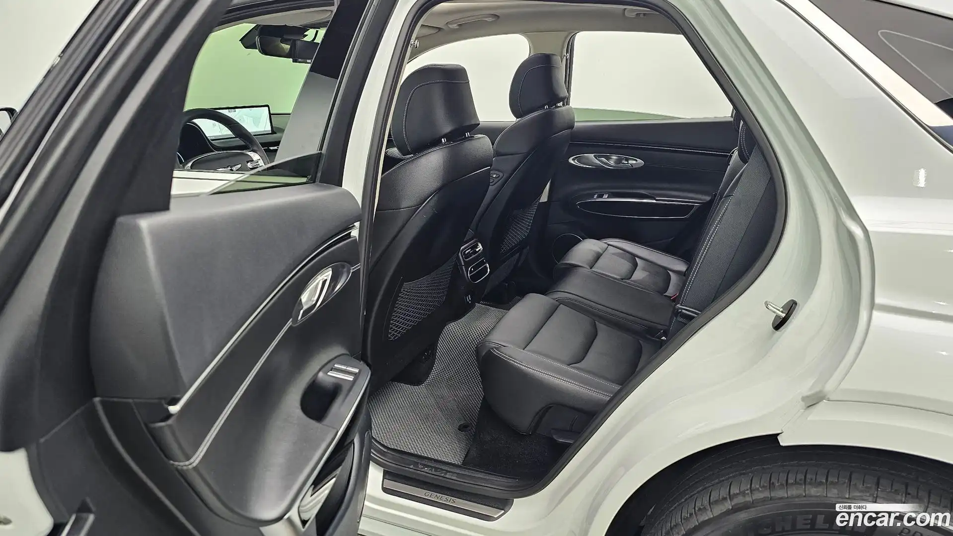 GV70 Genesis 2022.2-OPTION-045