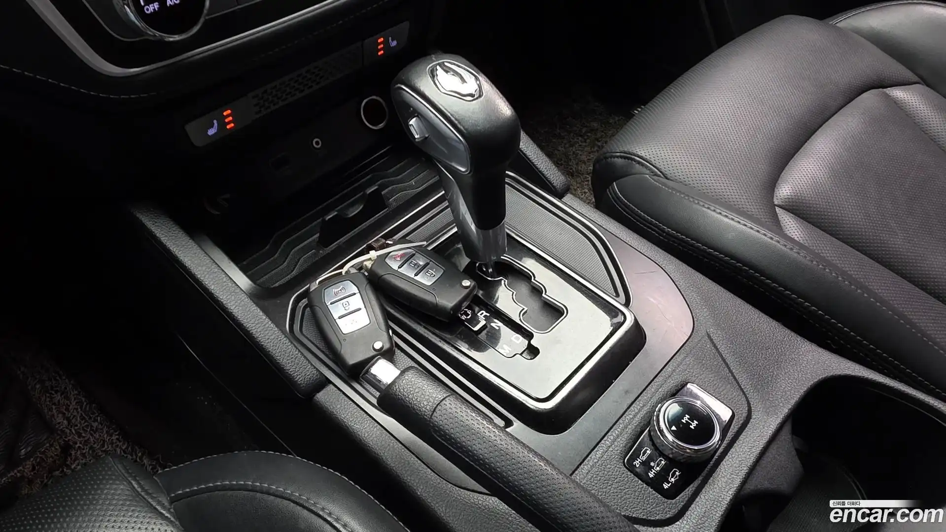 Rexton KG Mobility 2019.11-INNER-009