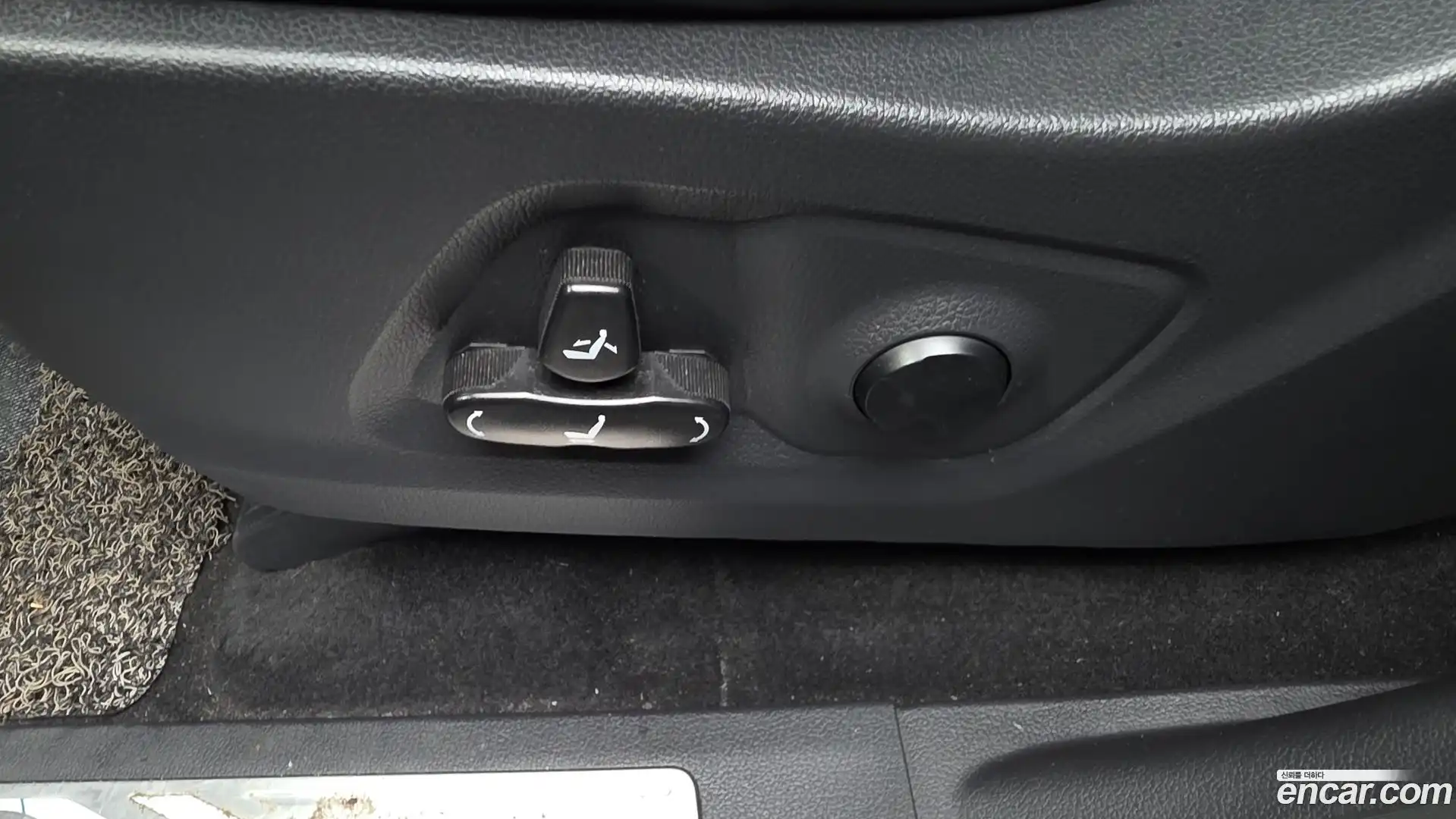 Rexton KG Mobility 2019.11-OPTION-042