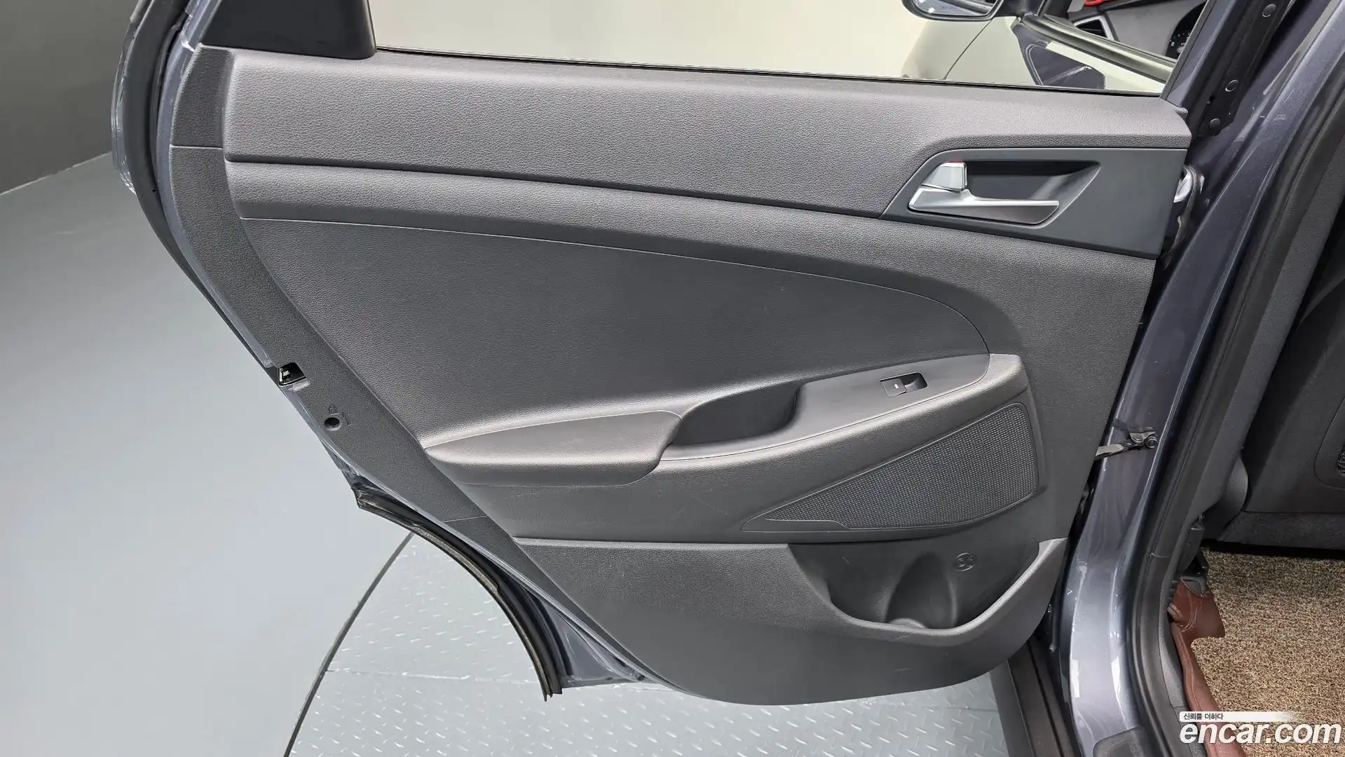 Tucson Hyundai 2015.9-INNER-035