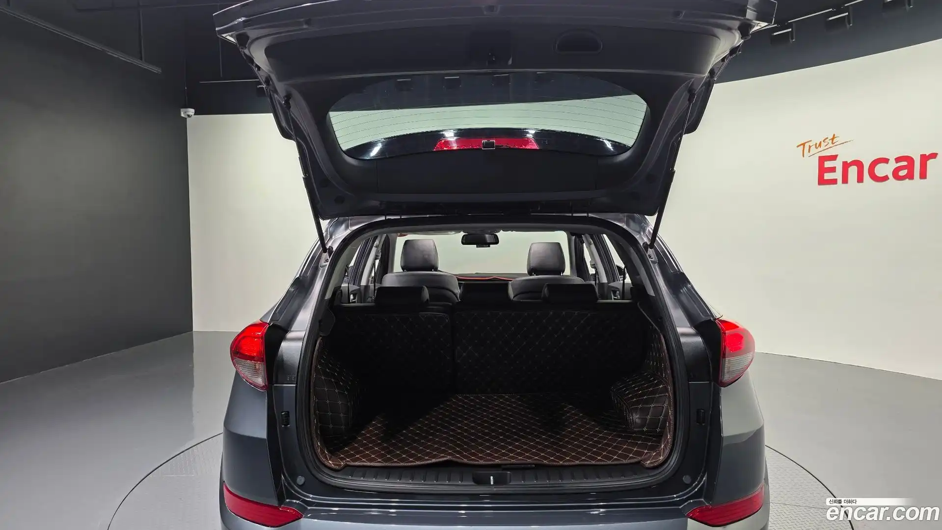 Tucson Hyundai 2015.9-OPTION-044