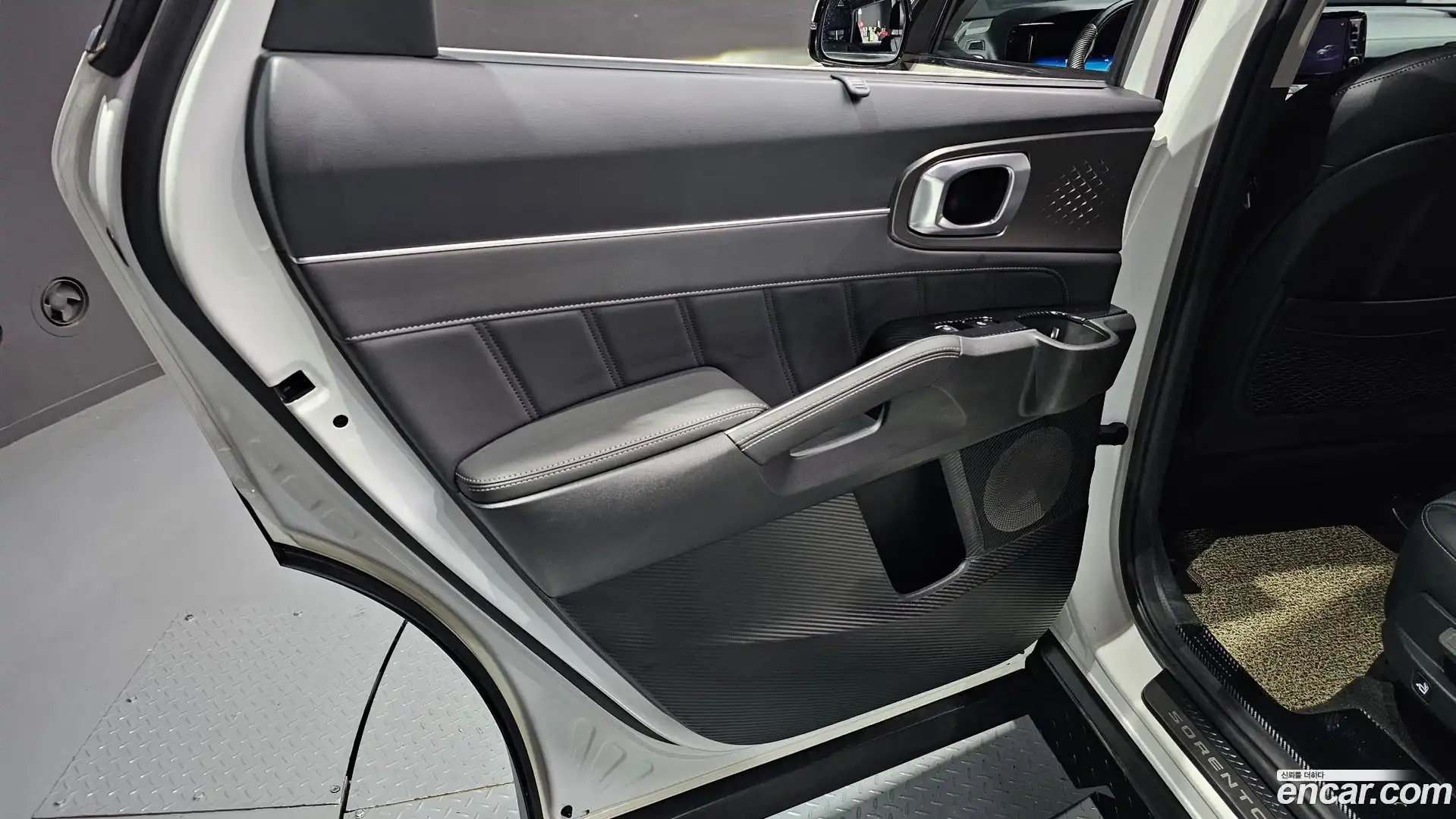 Sorento Kia 2020.5-INNER-035