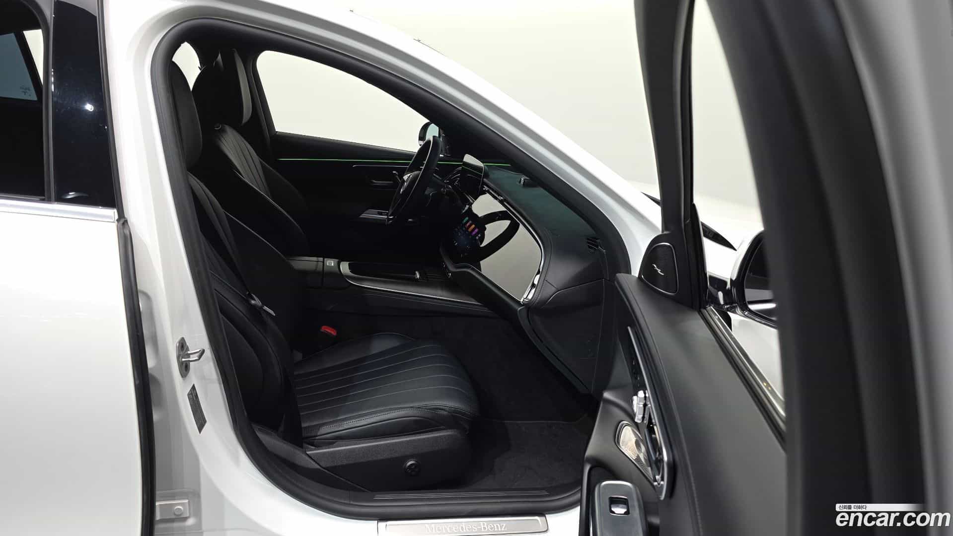 E-Class Mercedes-Benz 2024.3-OPTION-015