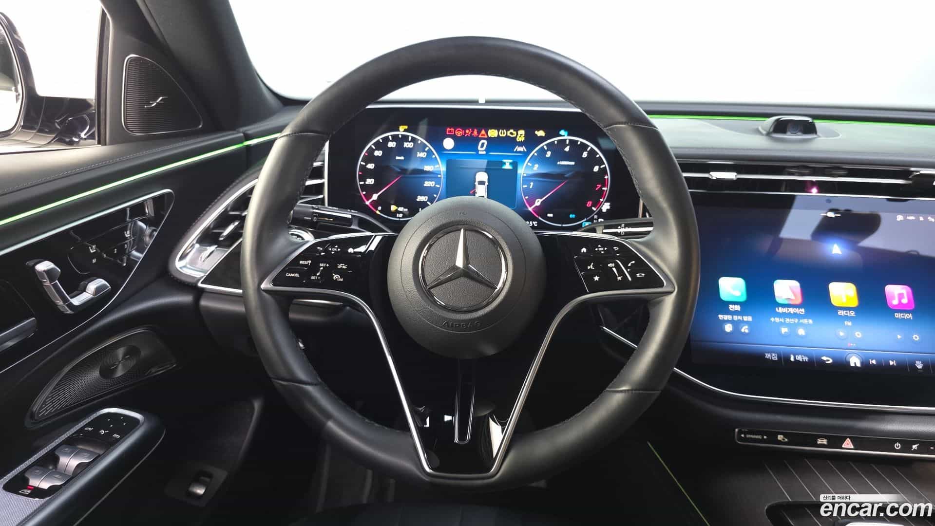 E-Class Mercedes-Benz 2024.3-OPTION-017
