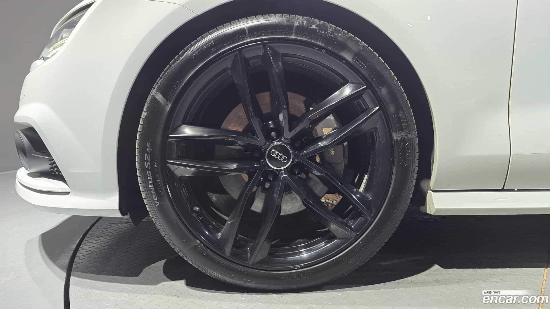 A7 Audi 2015.10-OUTER-005