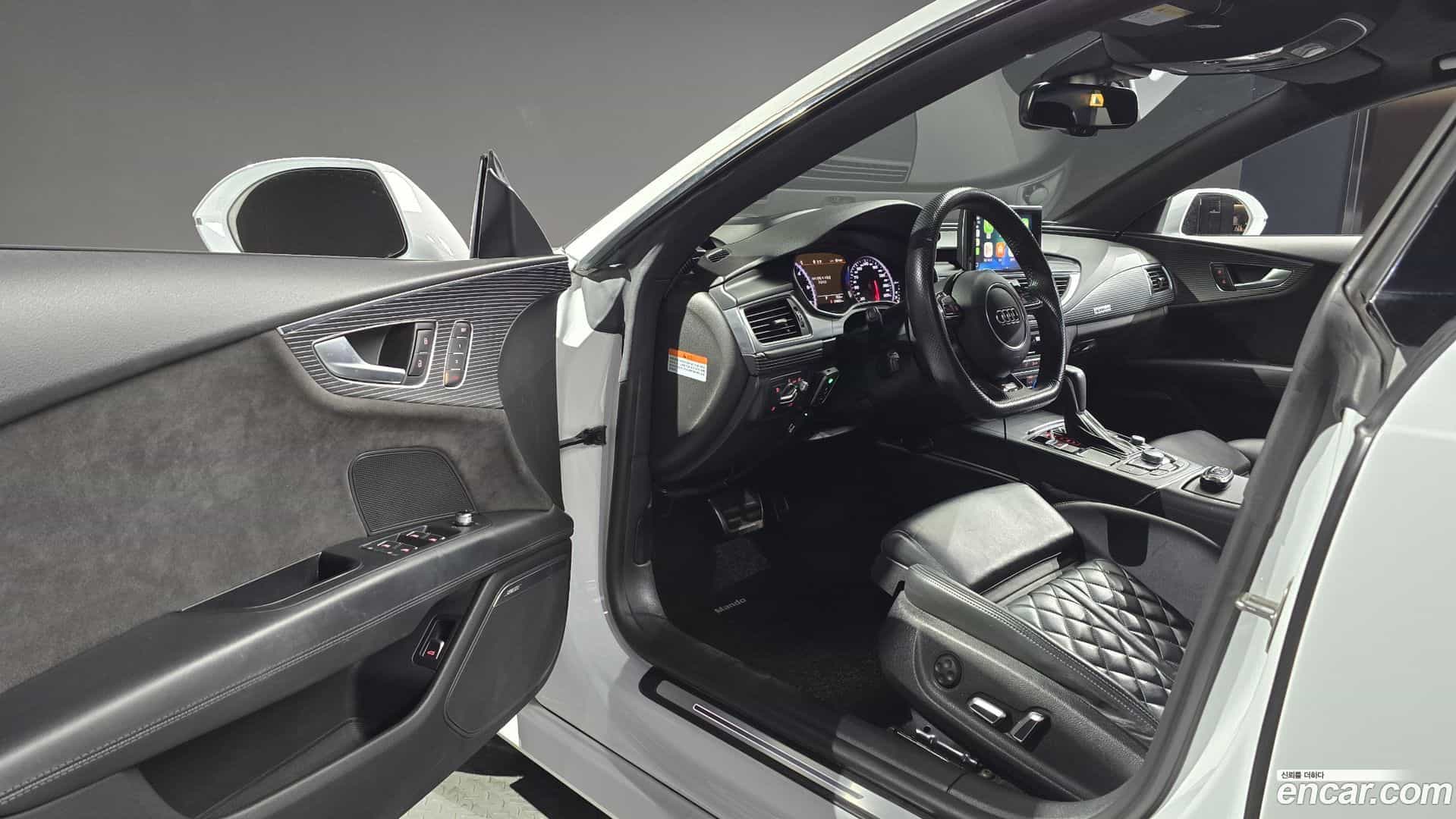 A7 Audi 2015.10-INNER-010