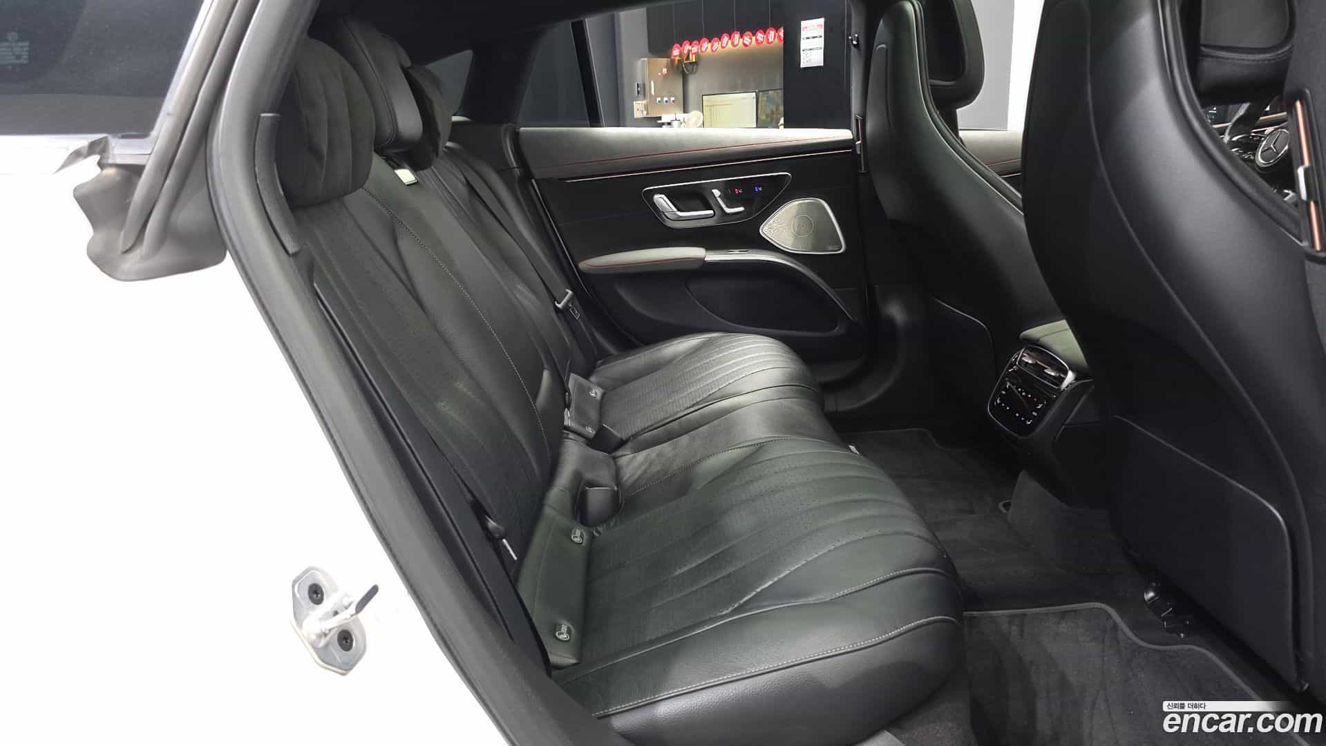 EQS Mercedes-Benz 2022.3-OPTION-016