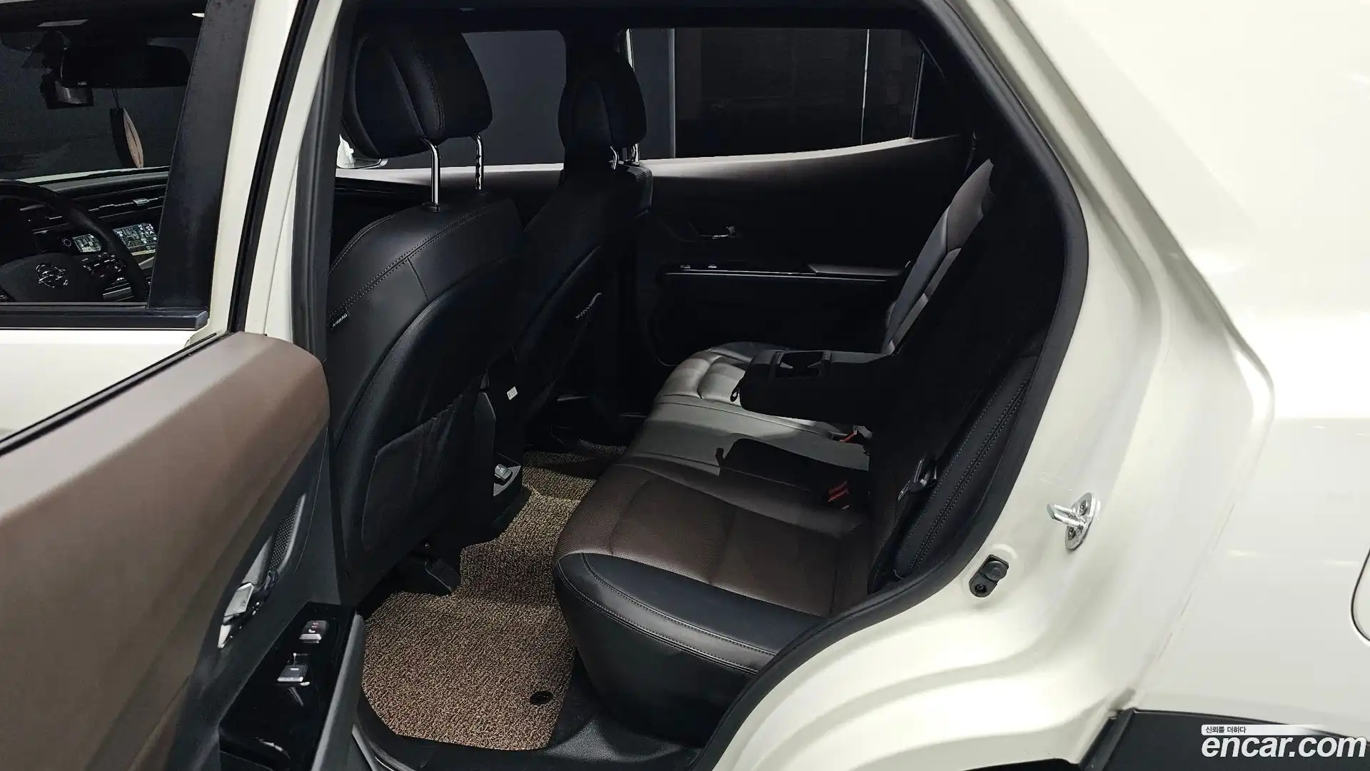 KORANDO KG Mobility 2019.3-OPTION-015