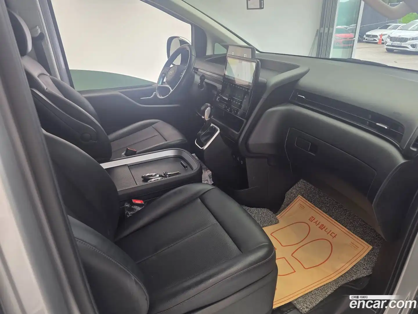 Staria Hyundai 2024.6-OPTION-016