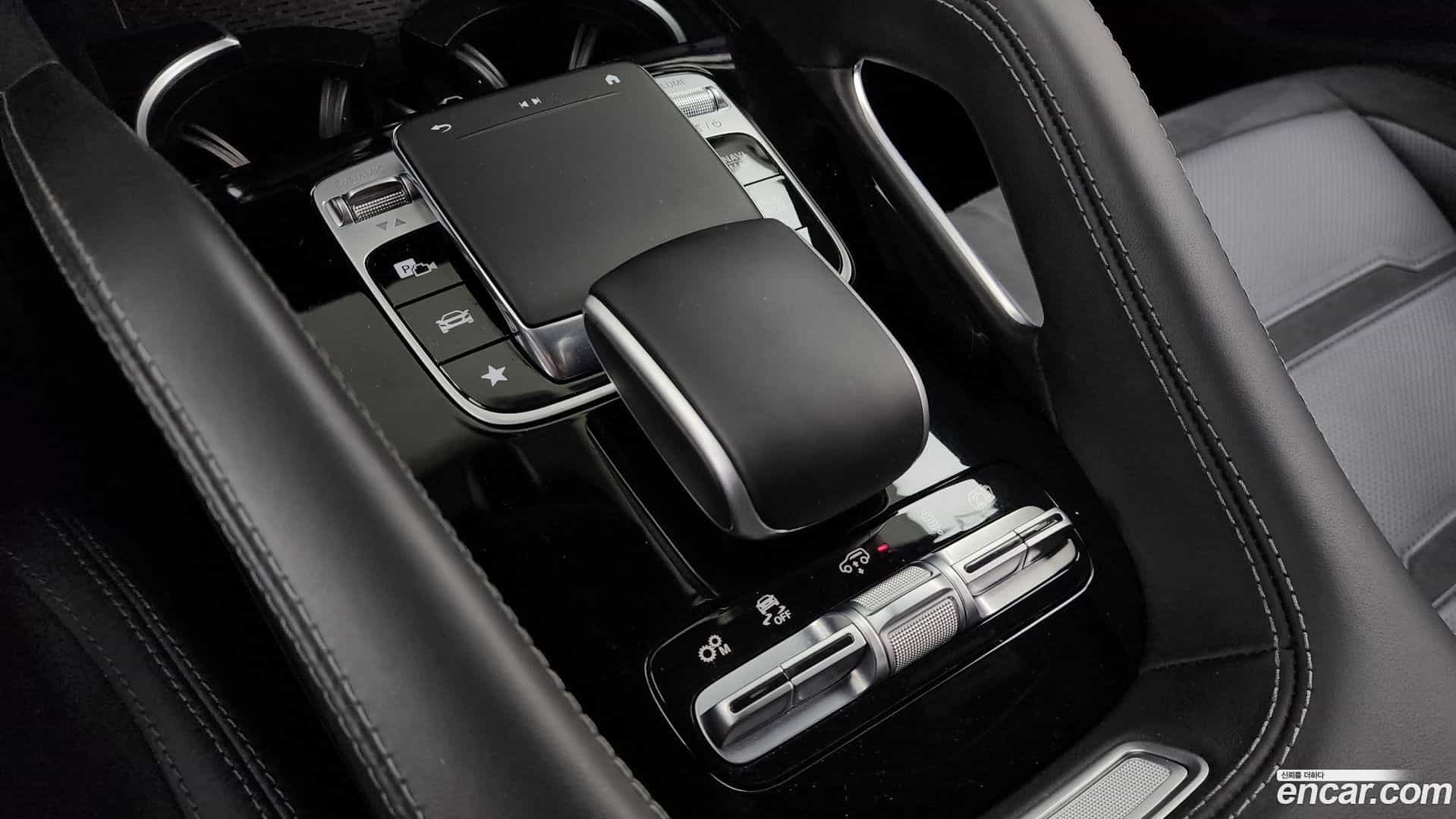 GLE-Class Mercedes-Benz 2023.7-OPTION-045