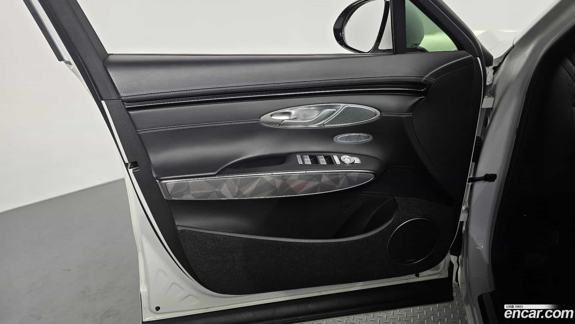 GV70 Genesis 2021.2-INNER-034