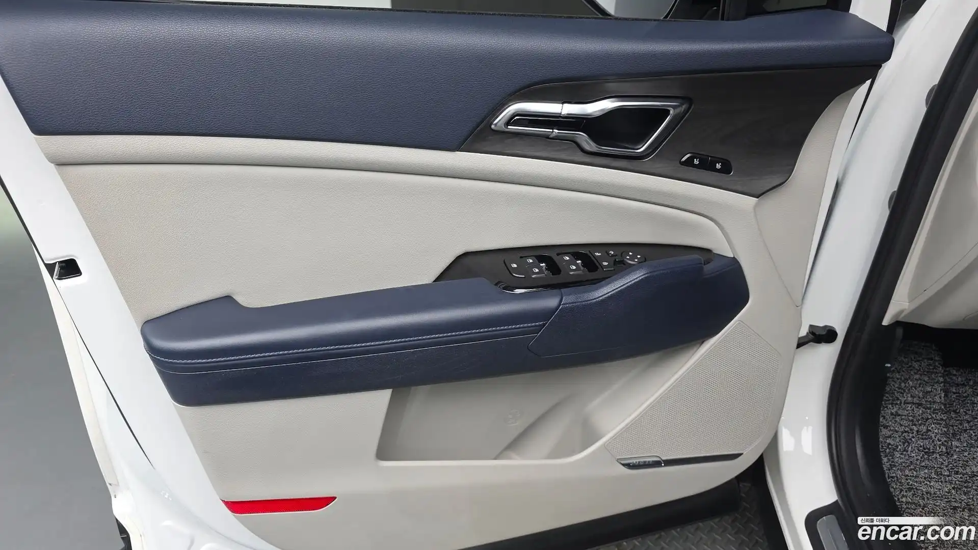 Sportage Kia 2022.4-INNER-034