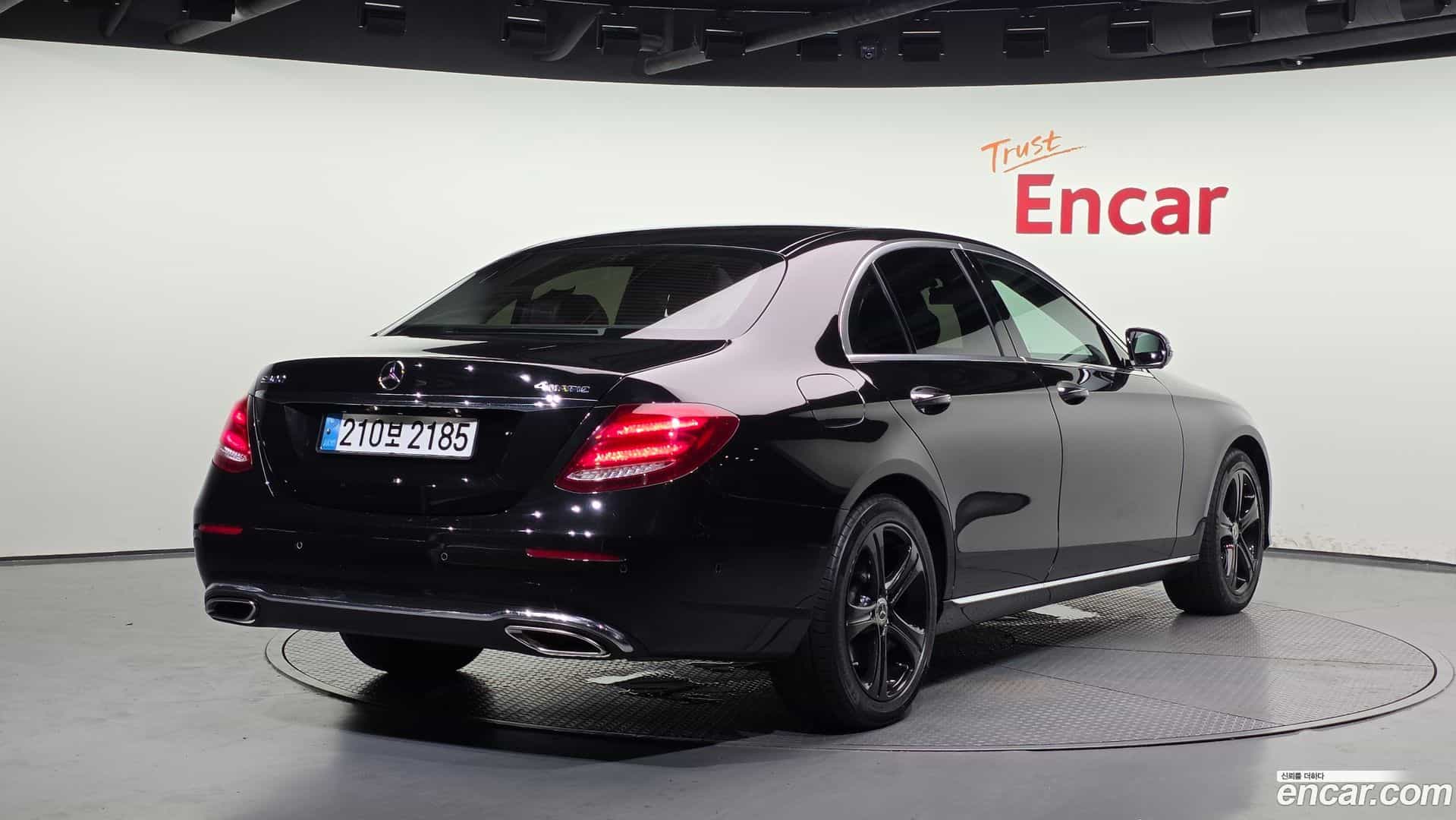 E-Class Mercedes-Benz 2019.7-OUTER-002