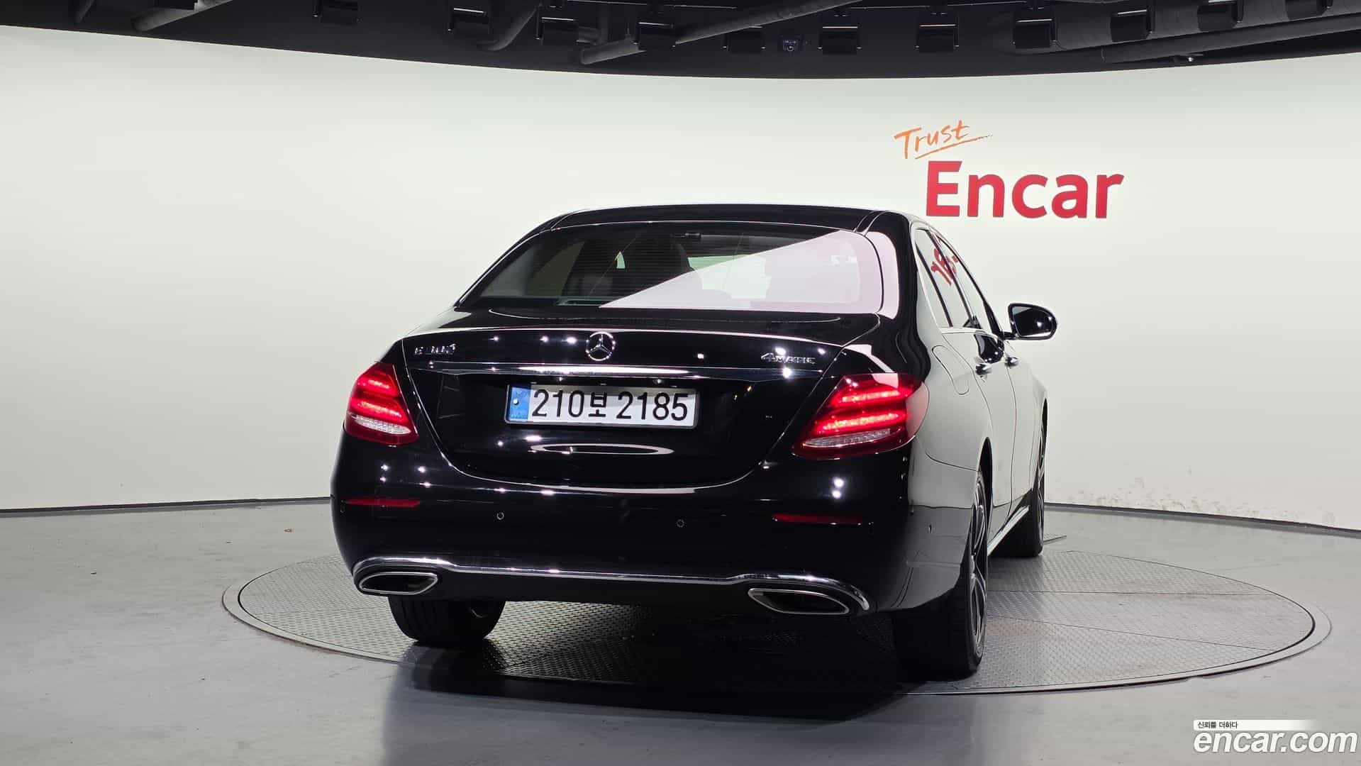 E-Class Mercedes-Benz 2019.7-OUTER-004
