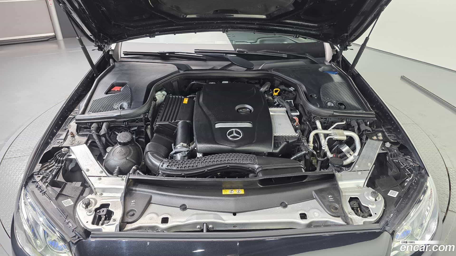 E-Class Mercedes-Benz 2019.7-OUTER-006