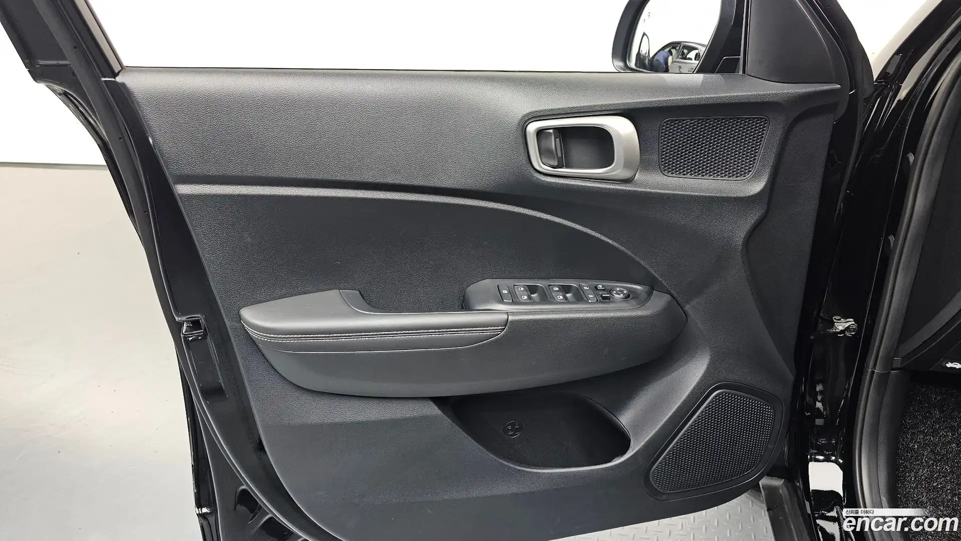 Venue Hyundai 2025.6-INNER-034