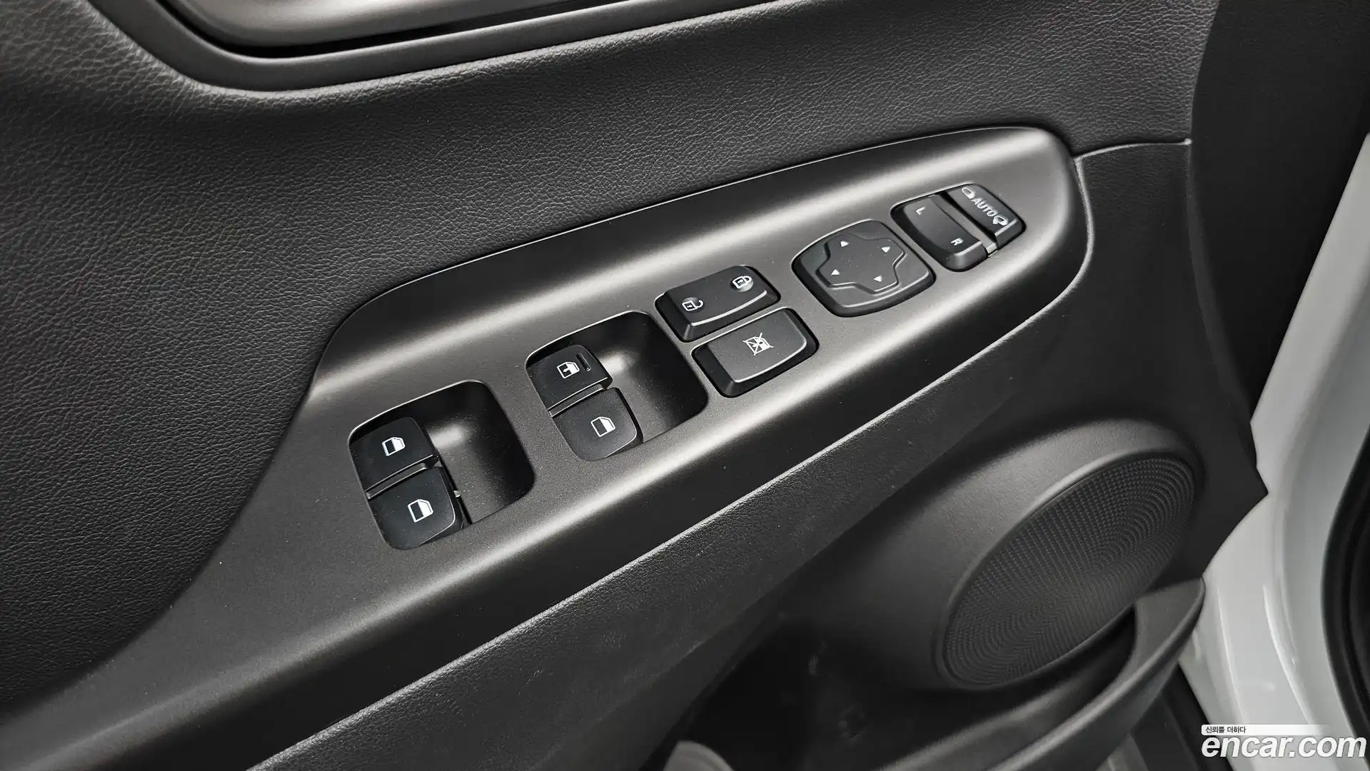 Kona Hyundai 2020.6-OPTION-021