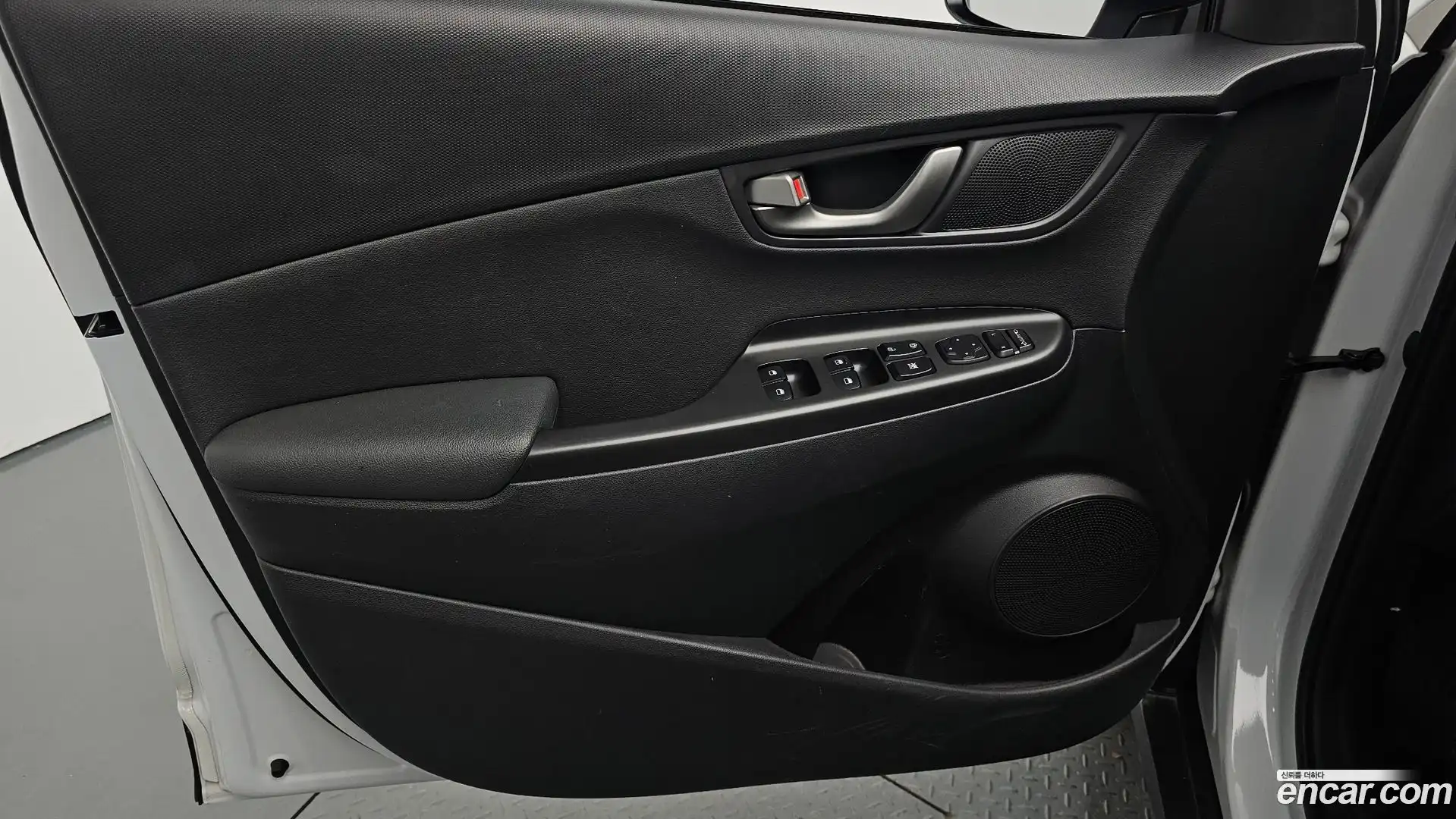 Kona Hyundai 2020.6-INNER-034