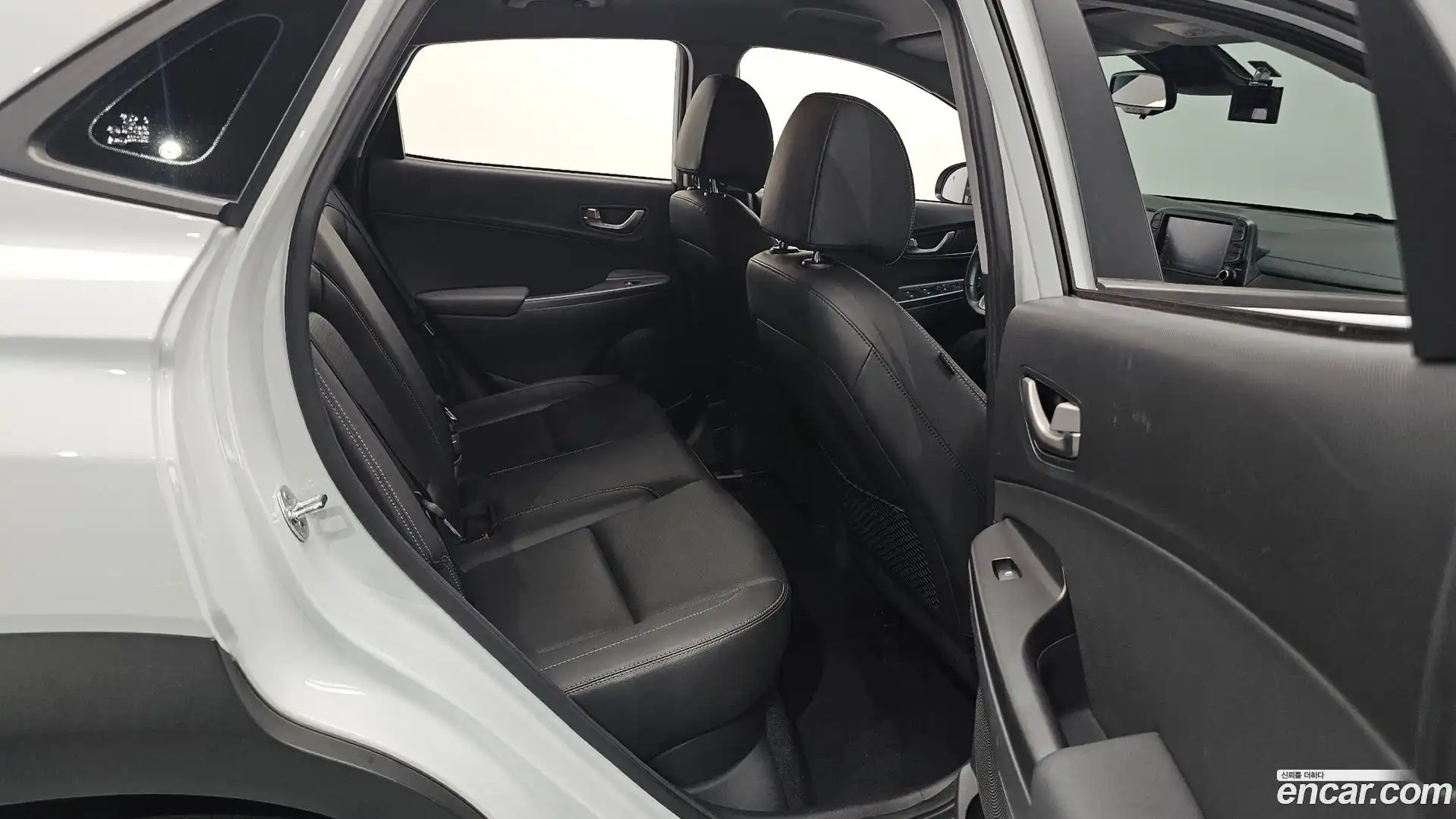 Kona Hyundai 2020.6-INNER-036