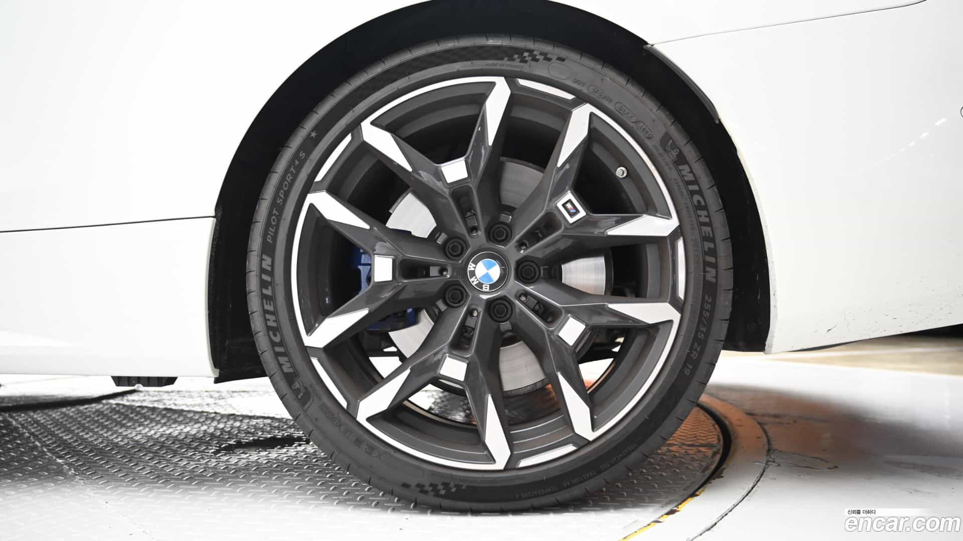 4-Series BMW 2025.1-OUTER-005