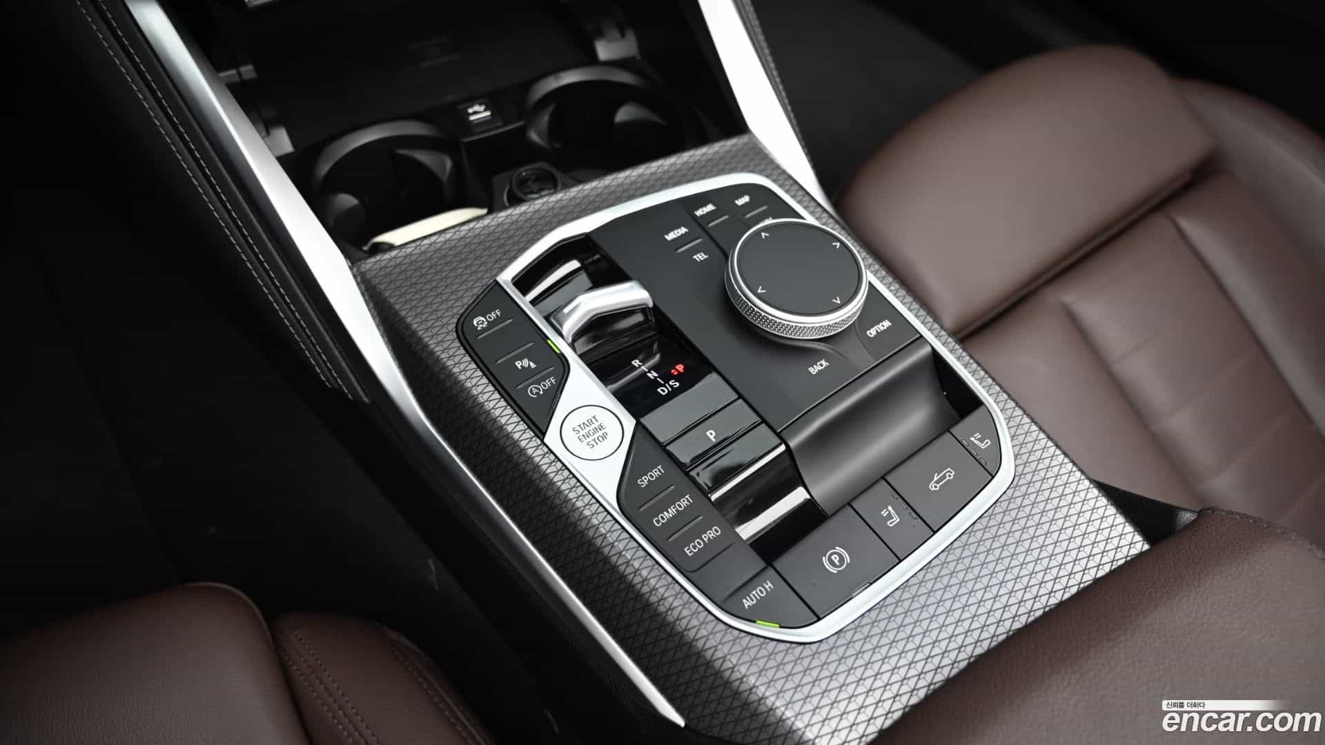 4-Series BMW 2025.1-INNER-009