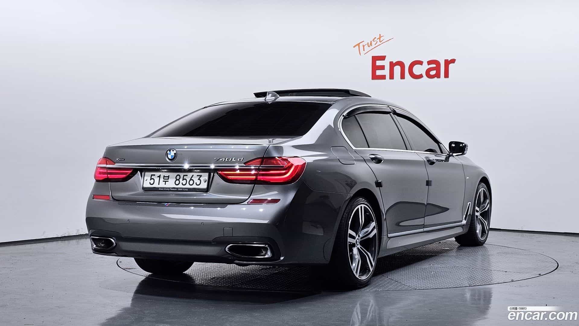 7-Series BMW 2019.3-OUTER-002