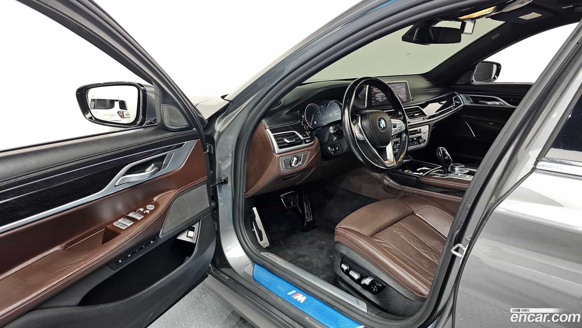 7-Series BMW 2019.3-INNER-010