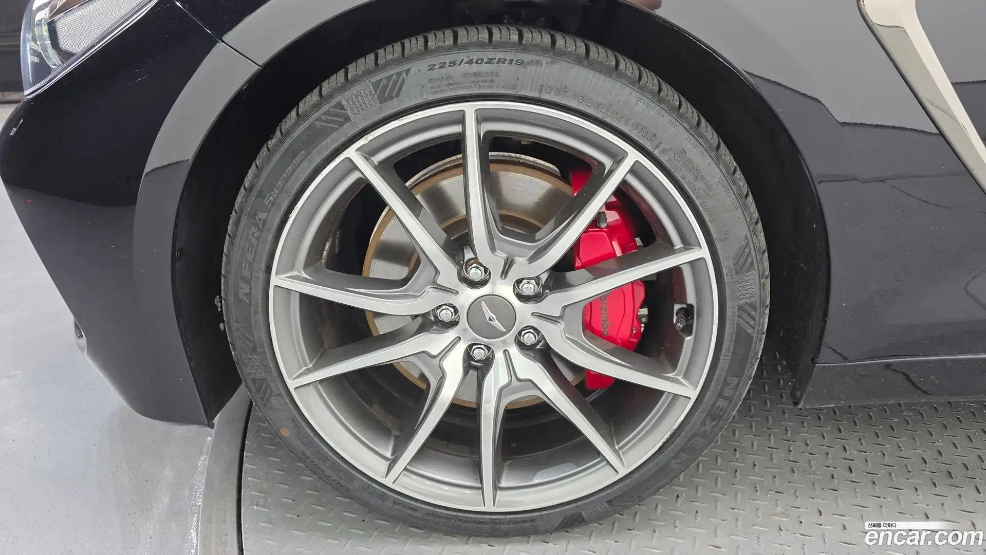 G70 Genesis 2019.10-OUTER-005