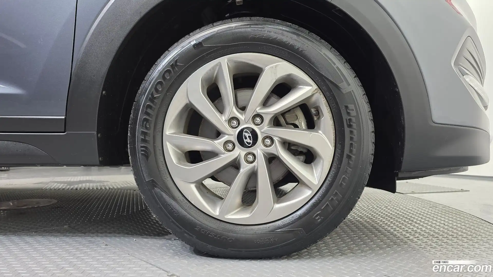 Tucson Hyundai 2017.5-OUTER-031