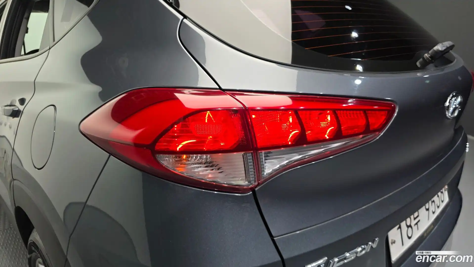 Tucson Hyundai 2017.5-OUTER-033