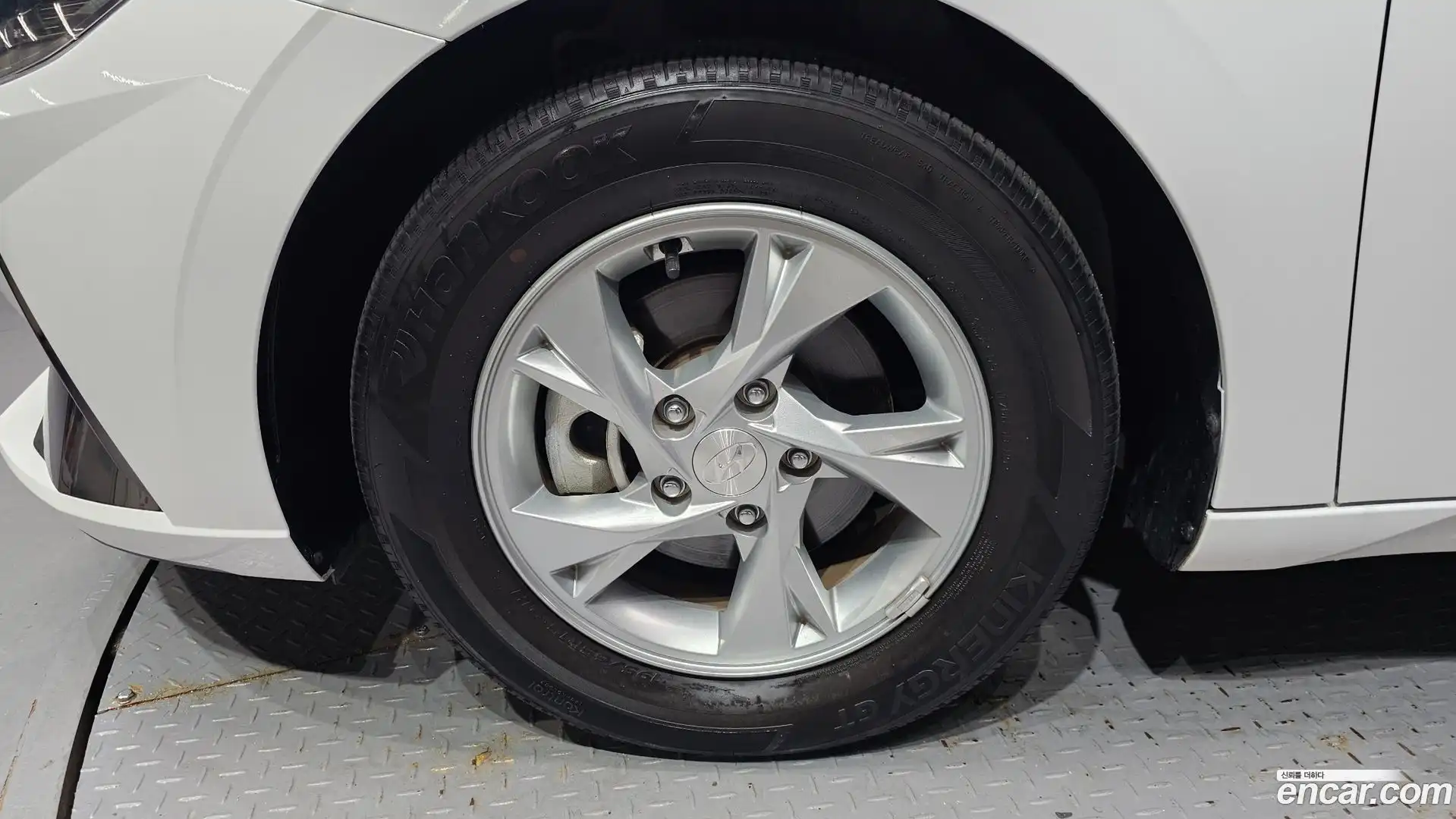 AVANTE Hyundai 2022.4-OUTER-005